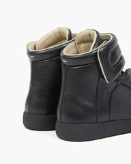 Women's Street Chic Padded Strap Leather Sneakers