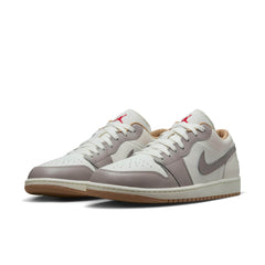Air Jordan 1 Low - Men's