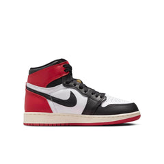 Air Jordan 1 Retro High OG "Black Toe"