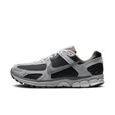Nike Zoom Vomero 5 - Men's