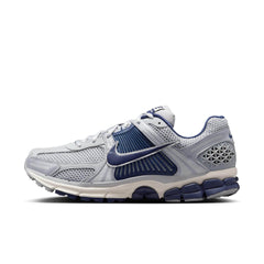 Nike Zoom Vomero 5 "Yankees" - Men's