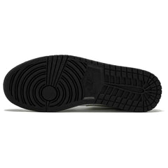 Air Jordan 1 Mid 'Patent Black White Gold'