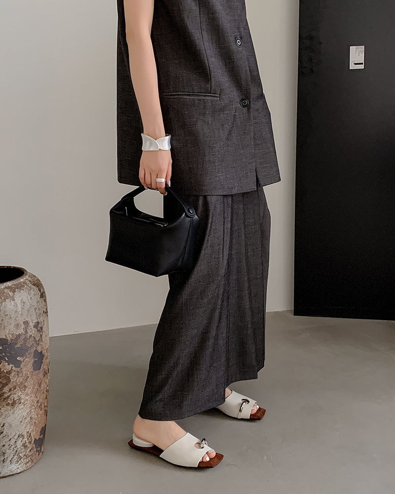 (Clean Up - US 7.5 ) Gold Ring Square Heel Thong Slide Sandals