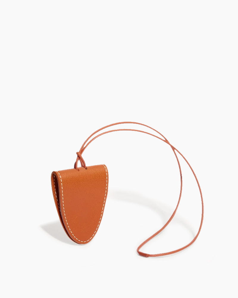 Magnetic Fastening System for Soft Bags