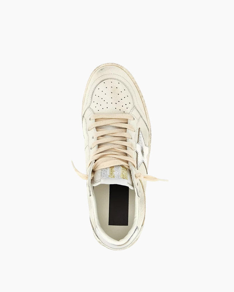 Women’s Travel Ready Leather Low-Top Silver Star Sneakers