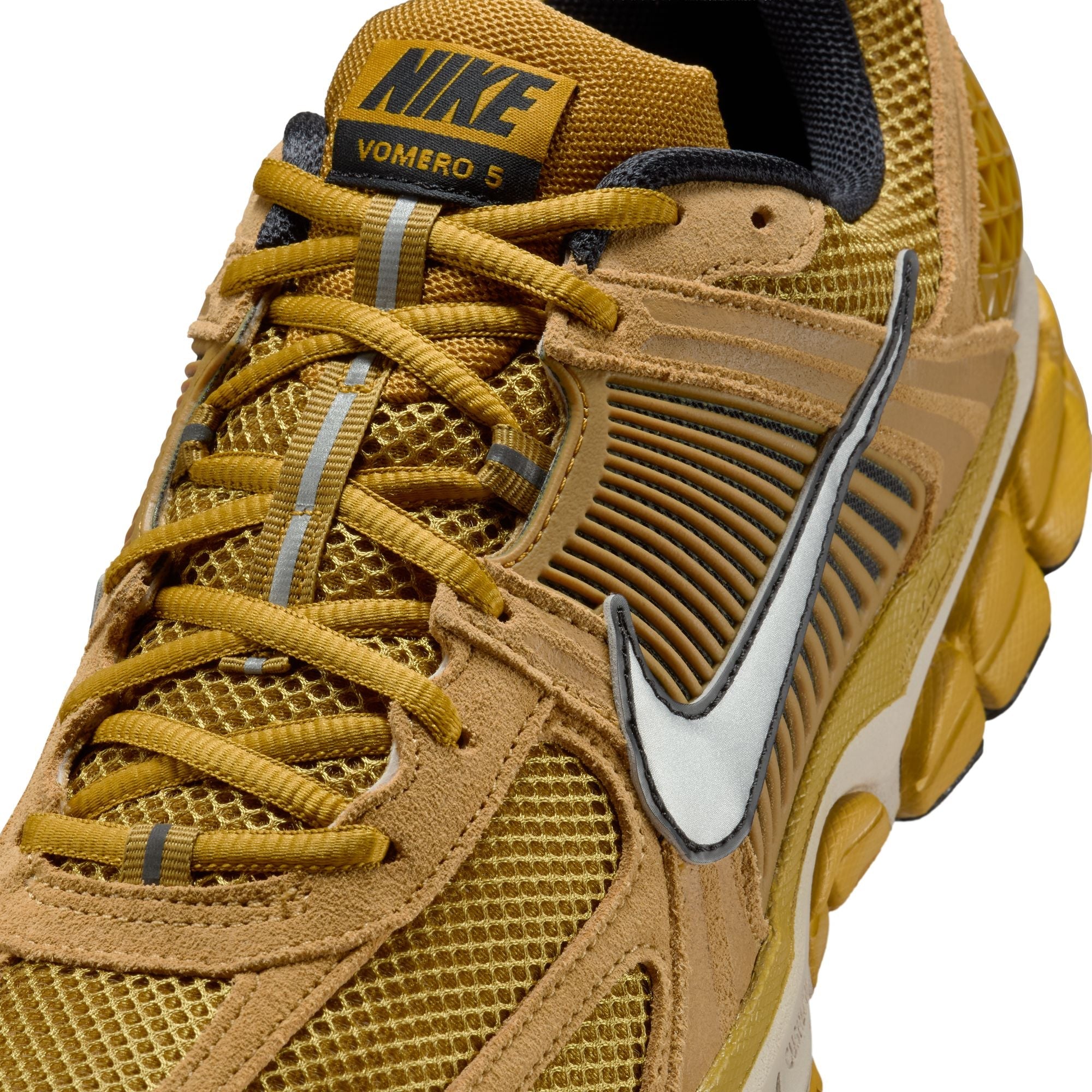 Nike Zoom Vomero 5 - Men's