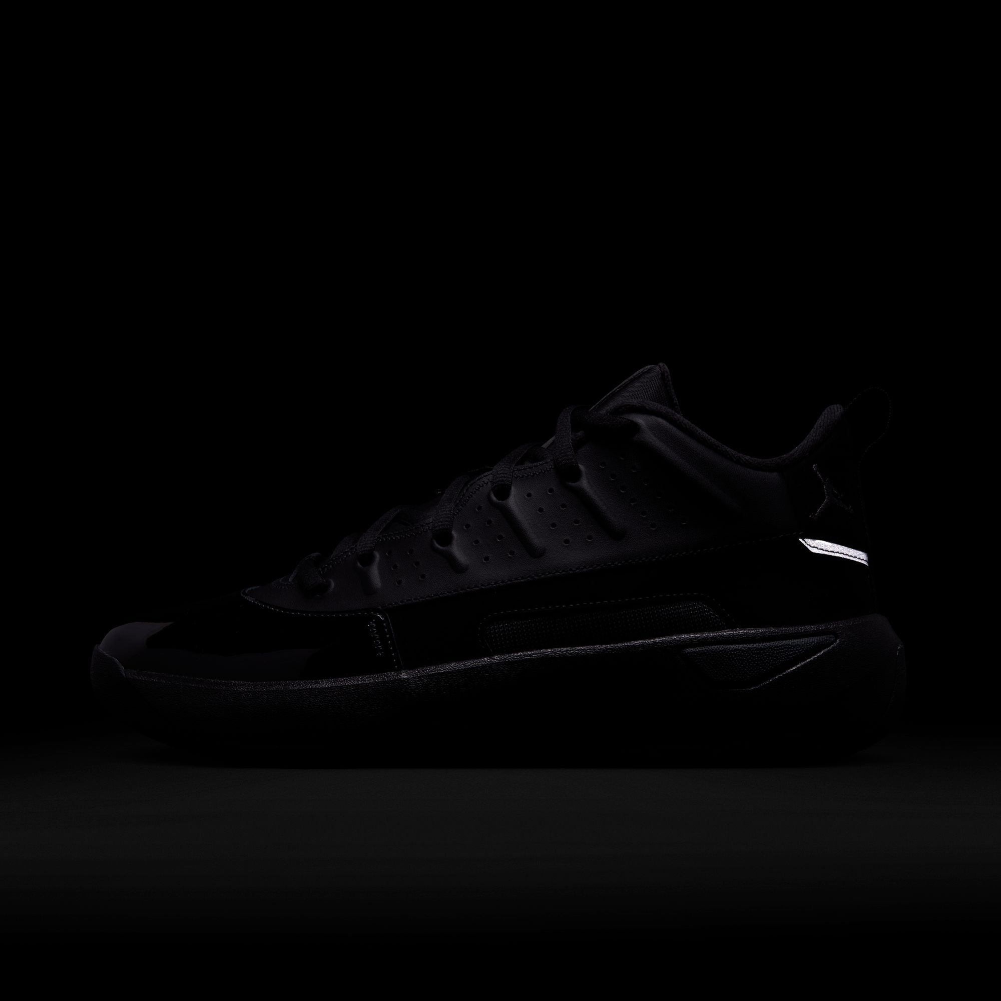 Air Jordan Max Aura 7 - Men's