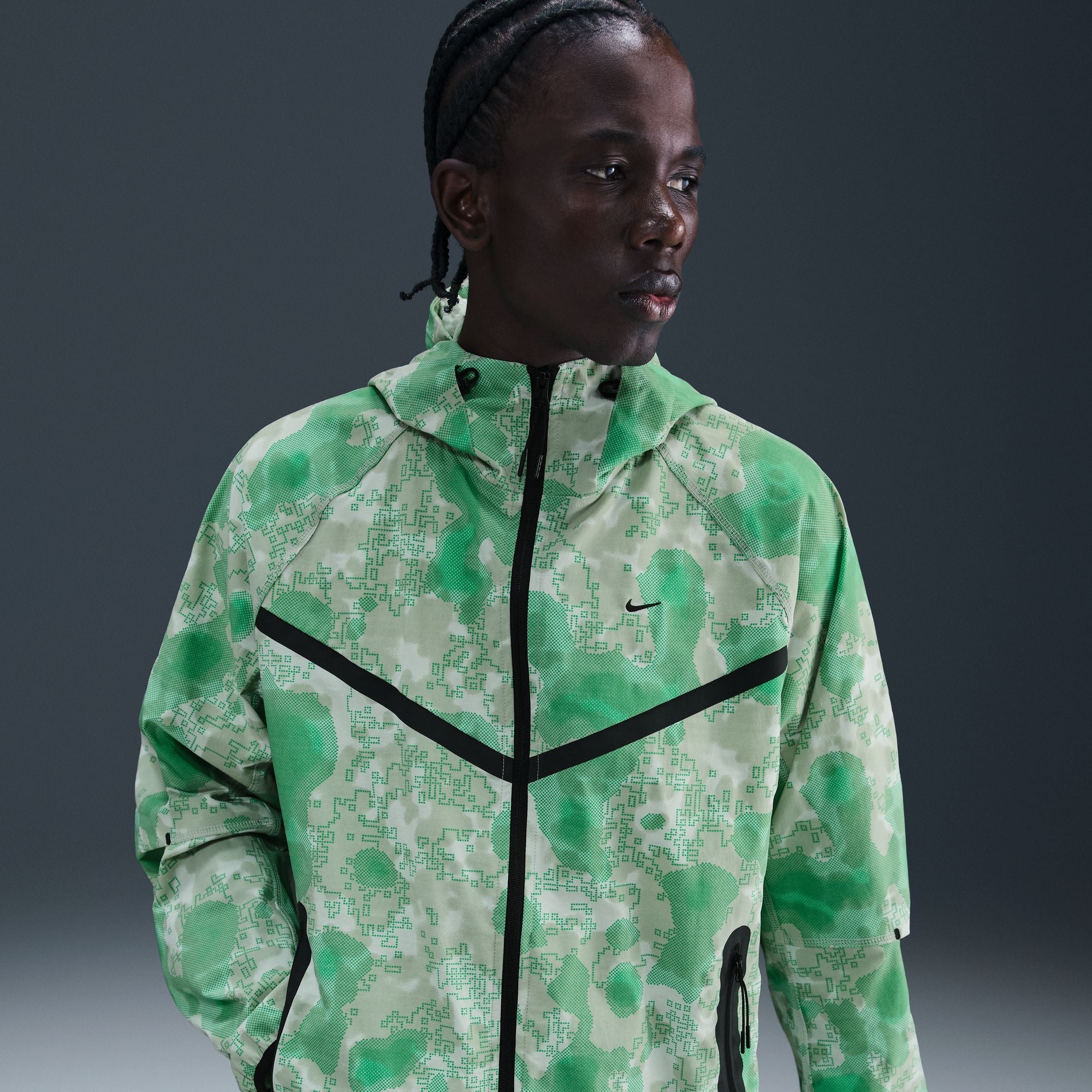 Nike Tech  Dri-FIT Woven Camo Windrunner Jacket - Men's