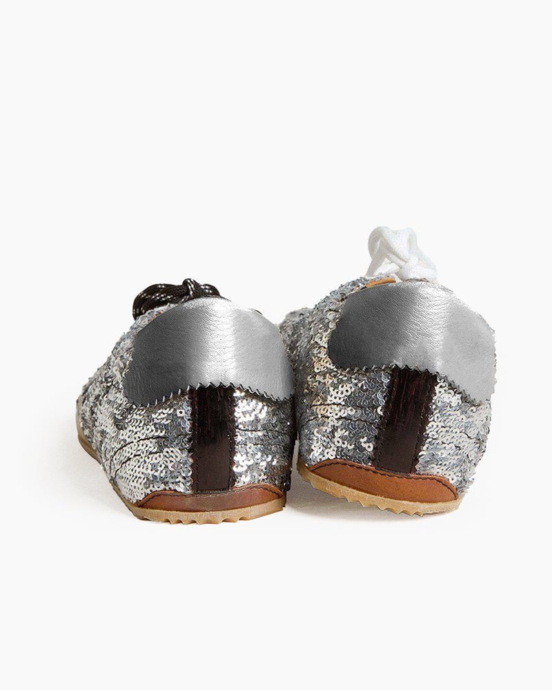 Silver Sequins Sneakers with Black Star and Beige Heel Tab