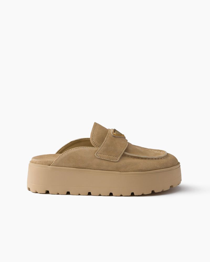 Suede flatform mules