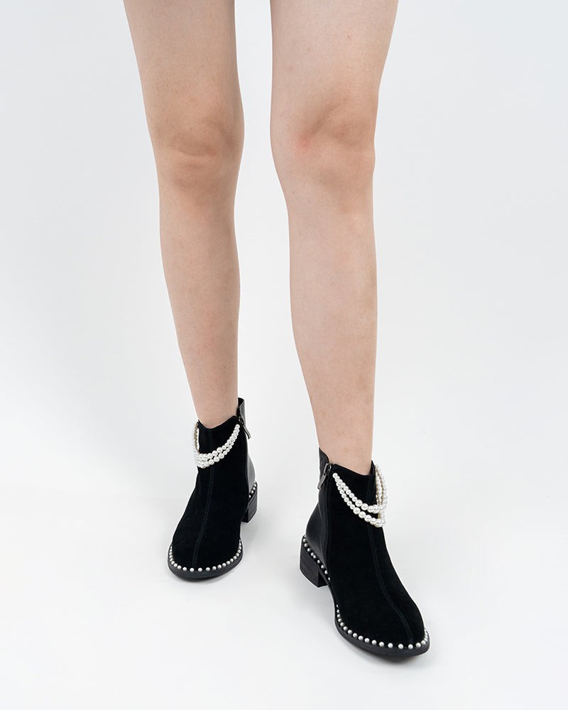 (Clean Up - US 7) Pearls Chain Round Toe Chunky Heel Ankle Boots