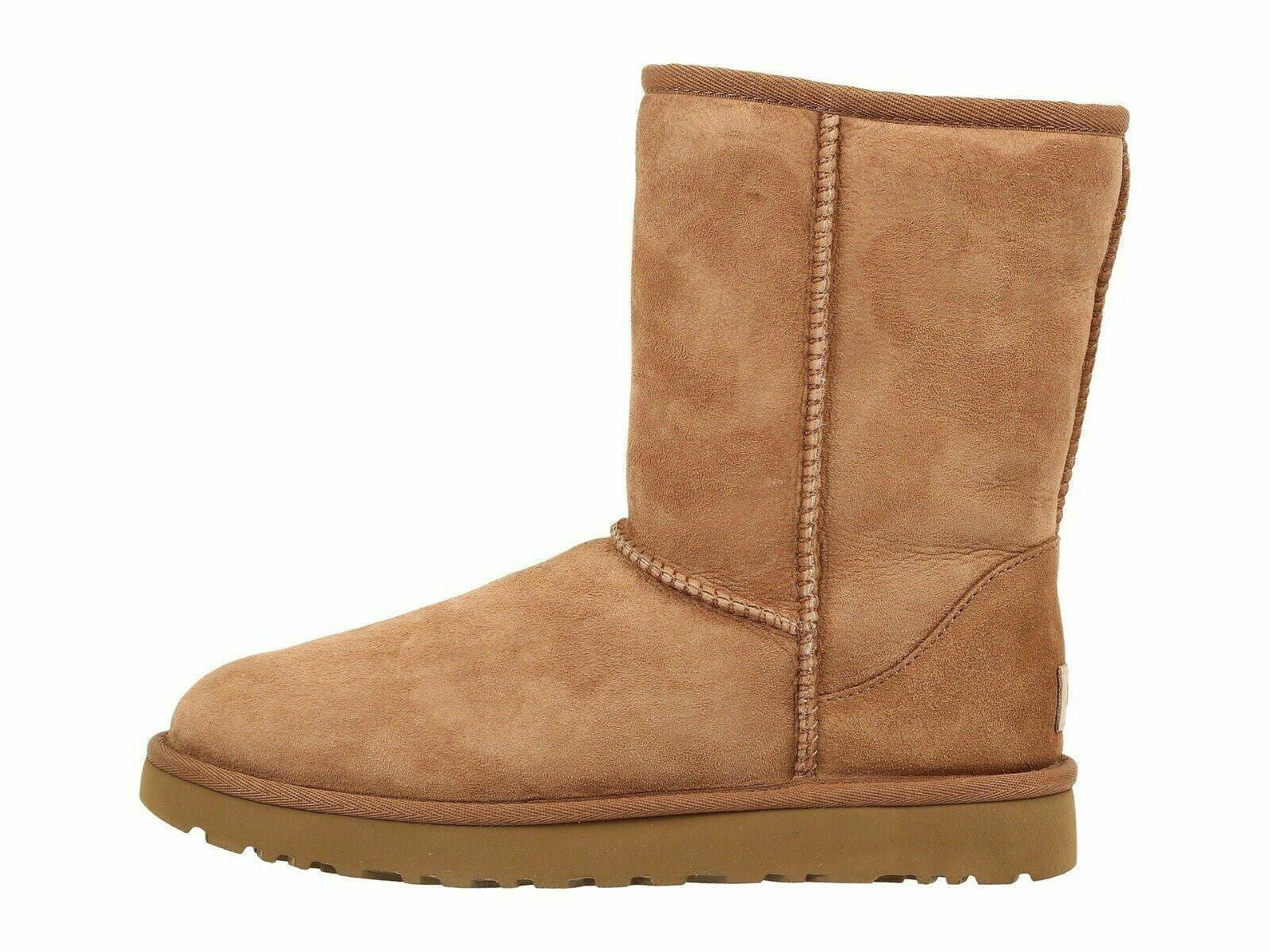 UGG Women's Classic Short II