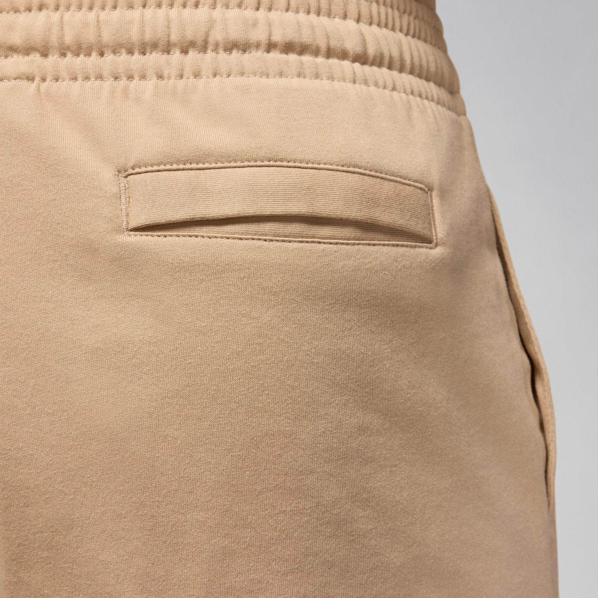 Air Jordan Knit Shorts - Women's