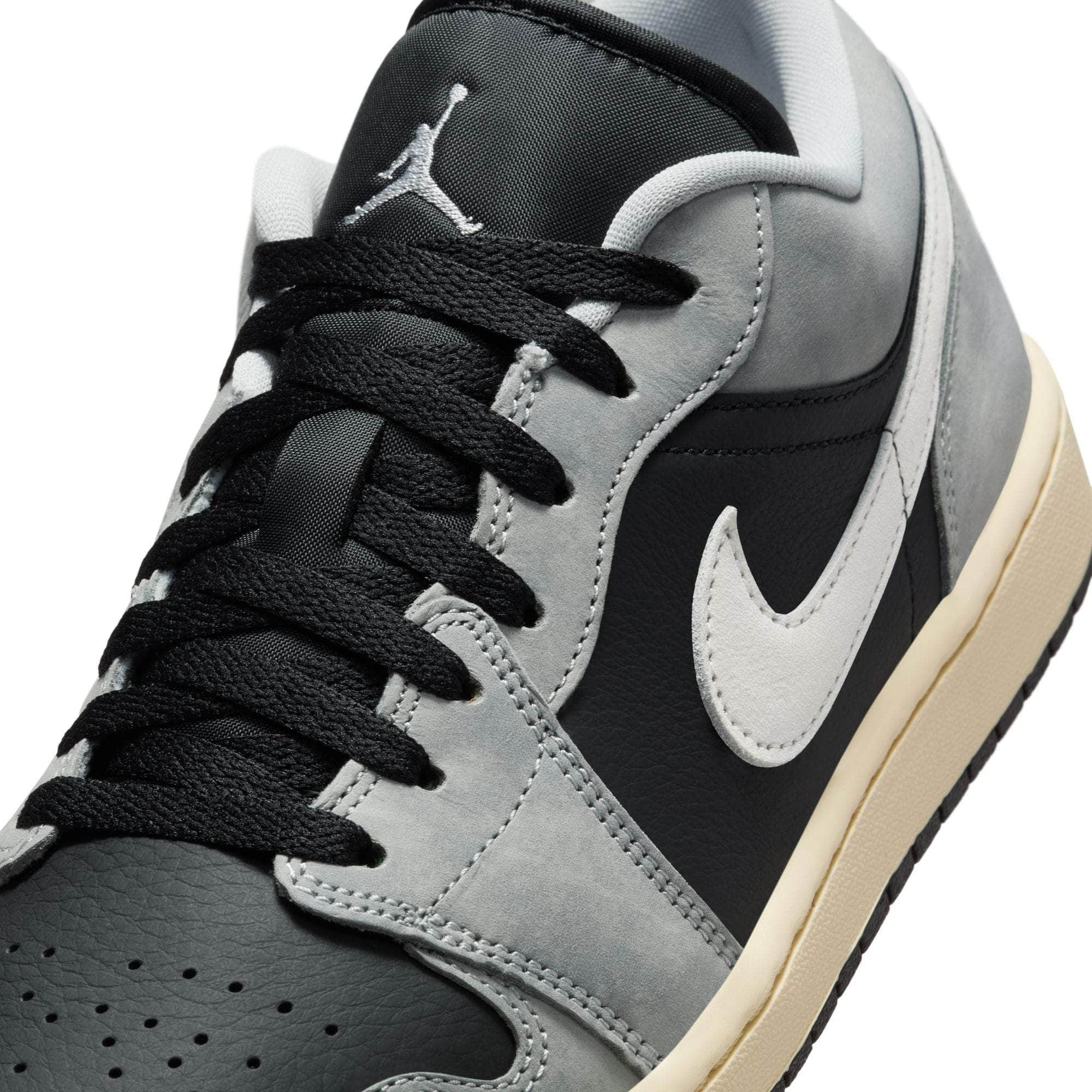 Air Jordan 1 Low - Men's