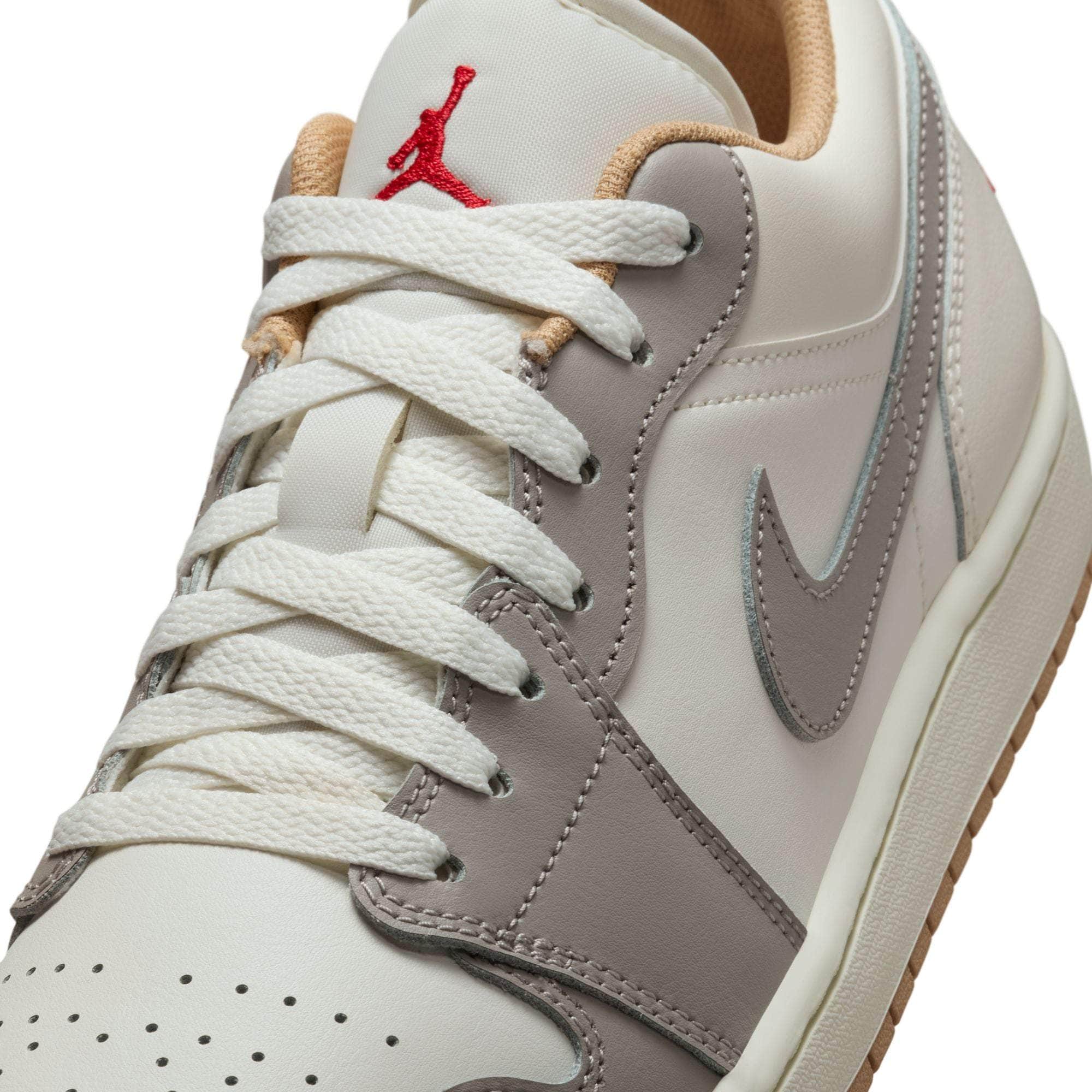 Air Jordan 1 Low - Men's