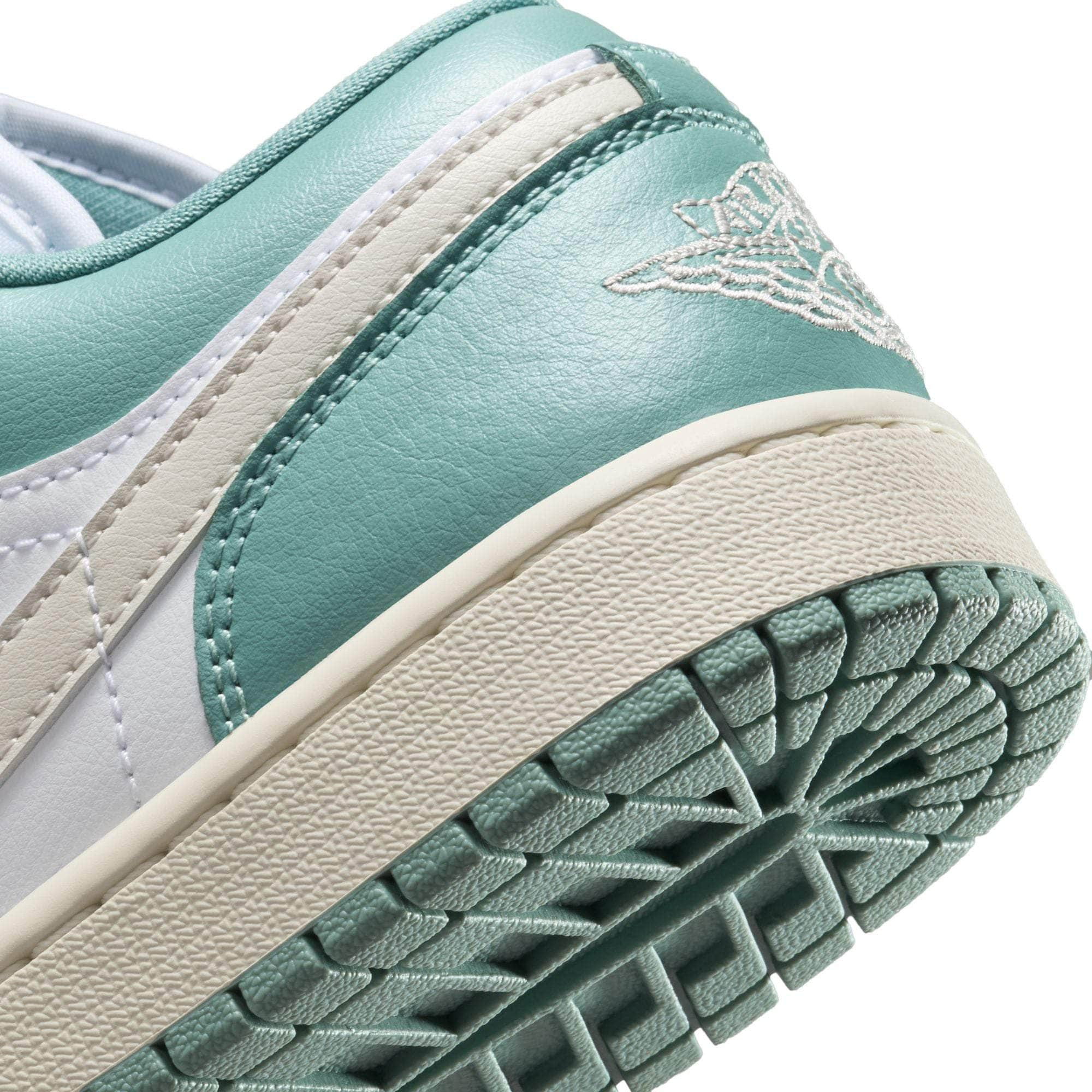 Air Jordan 1 Low - Women's