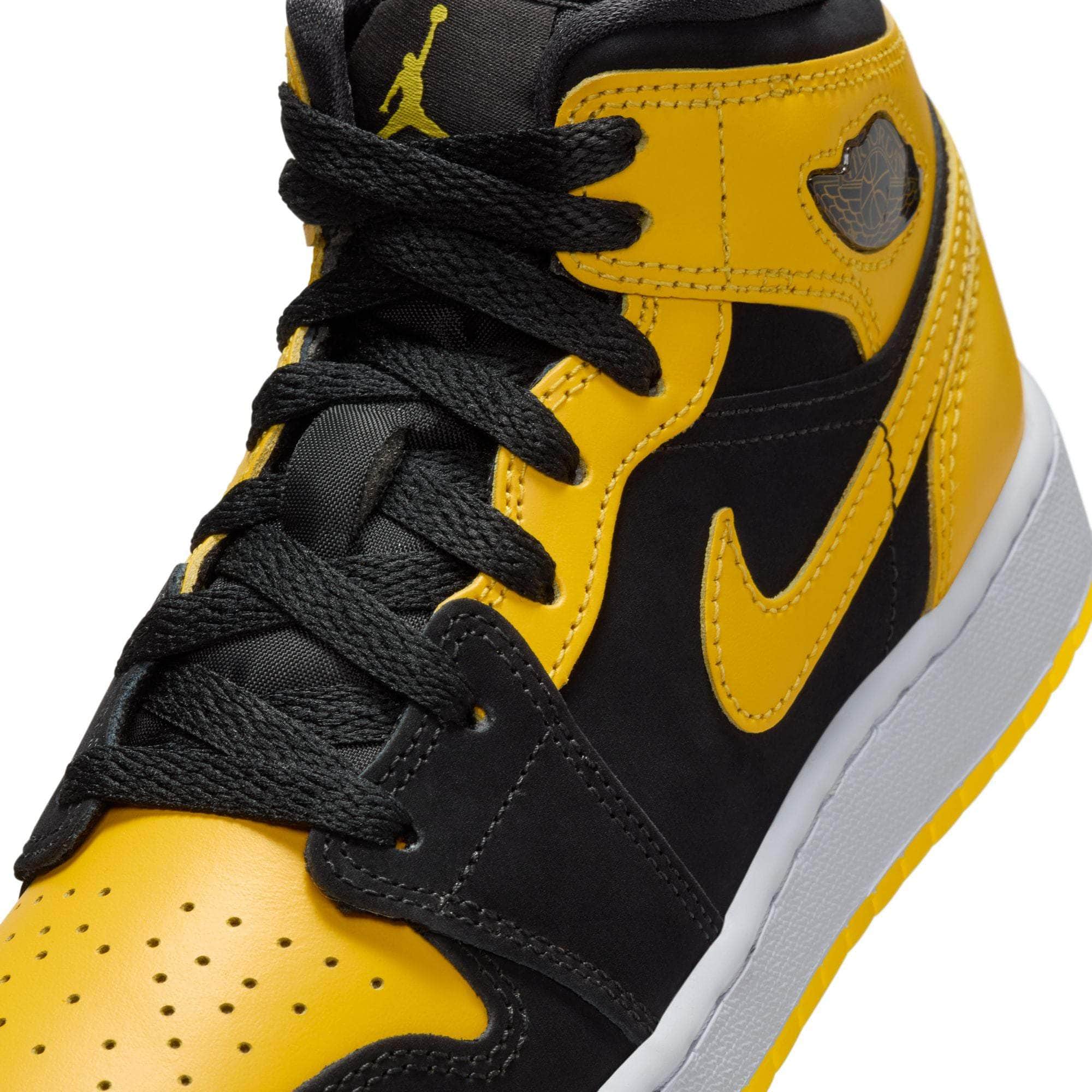 Air Jordan 1 Mid "New Love" - Non Adult