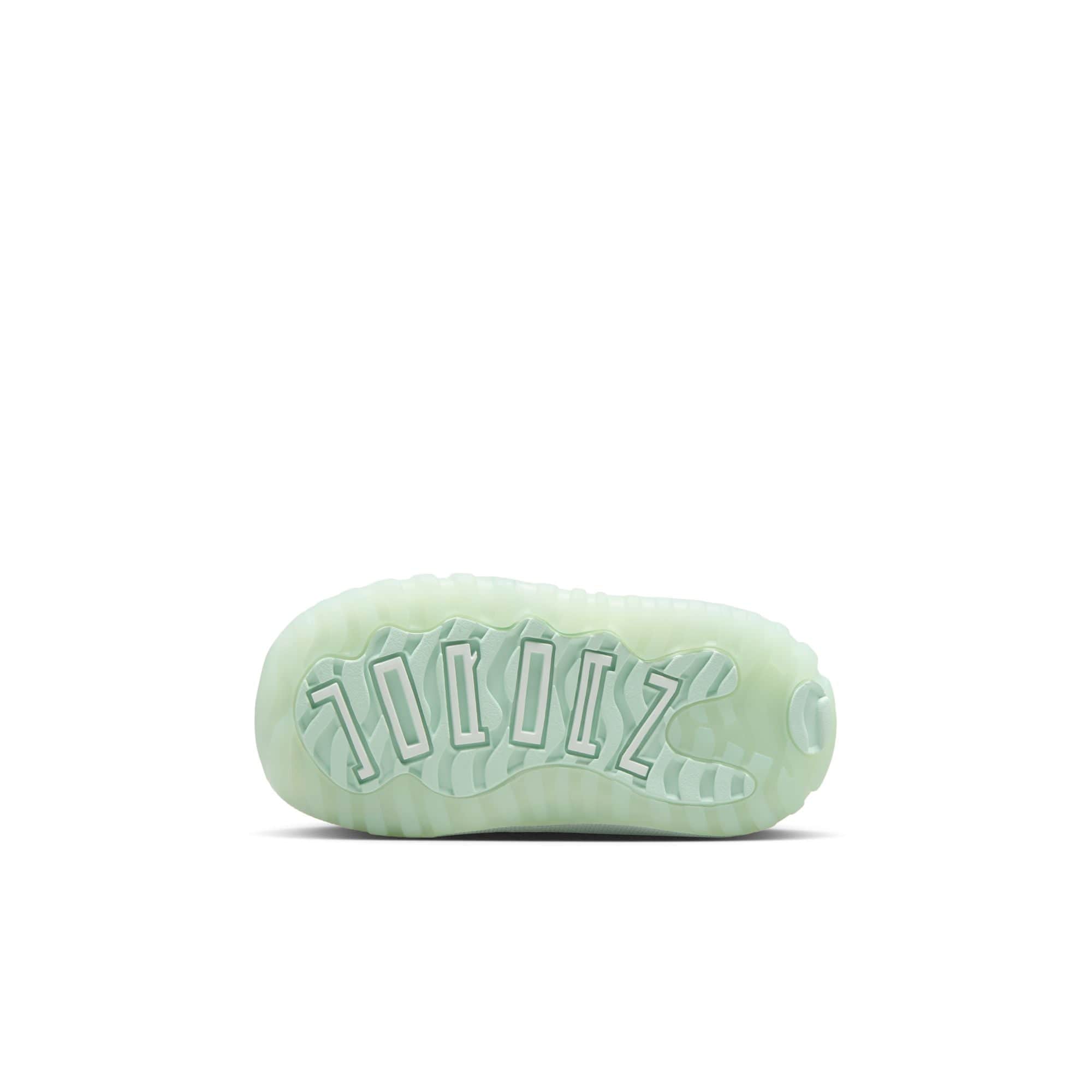 Air Jordan 11 Retro Low "Igloo" - Toddler