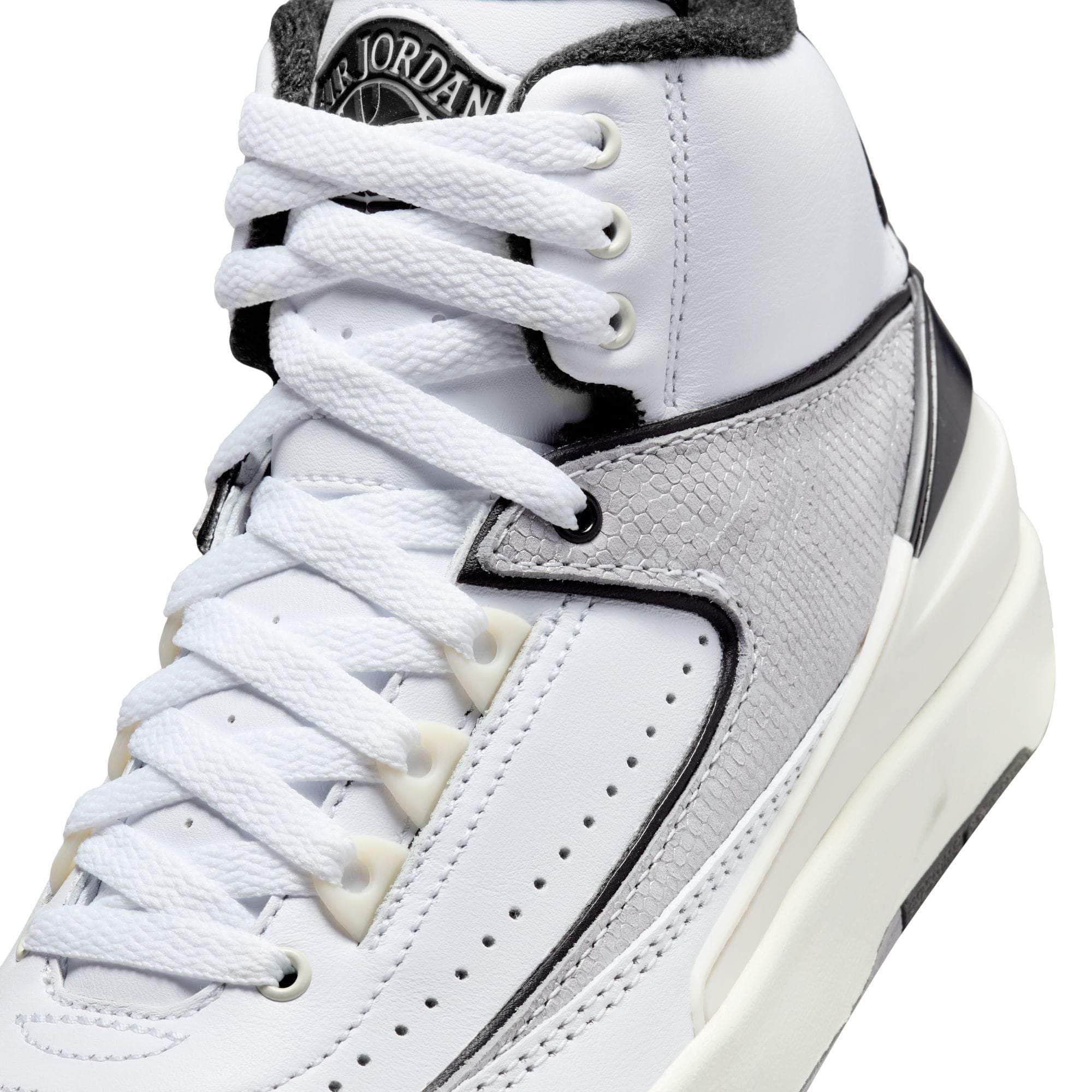 Air Jordan 2 Retro "White Fire Red Black Cement" - Boy's GS
