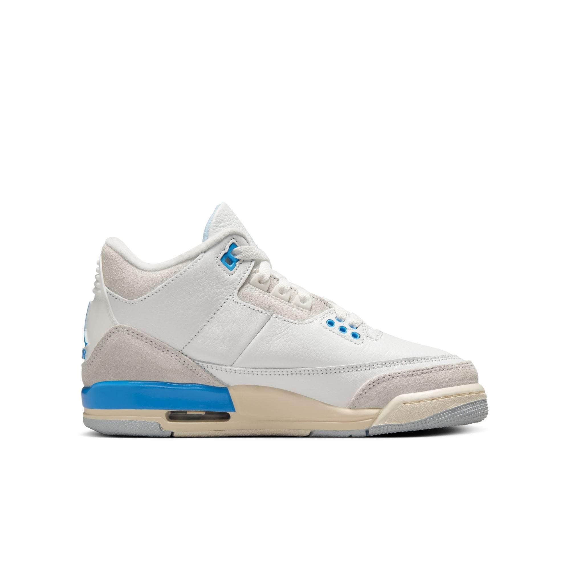 Air Jordan 3 Retro "Lucky Shorts"