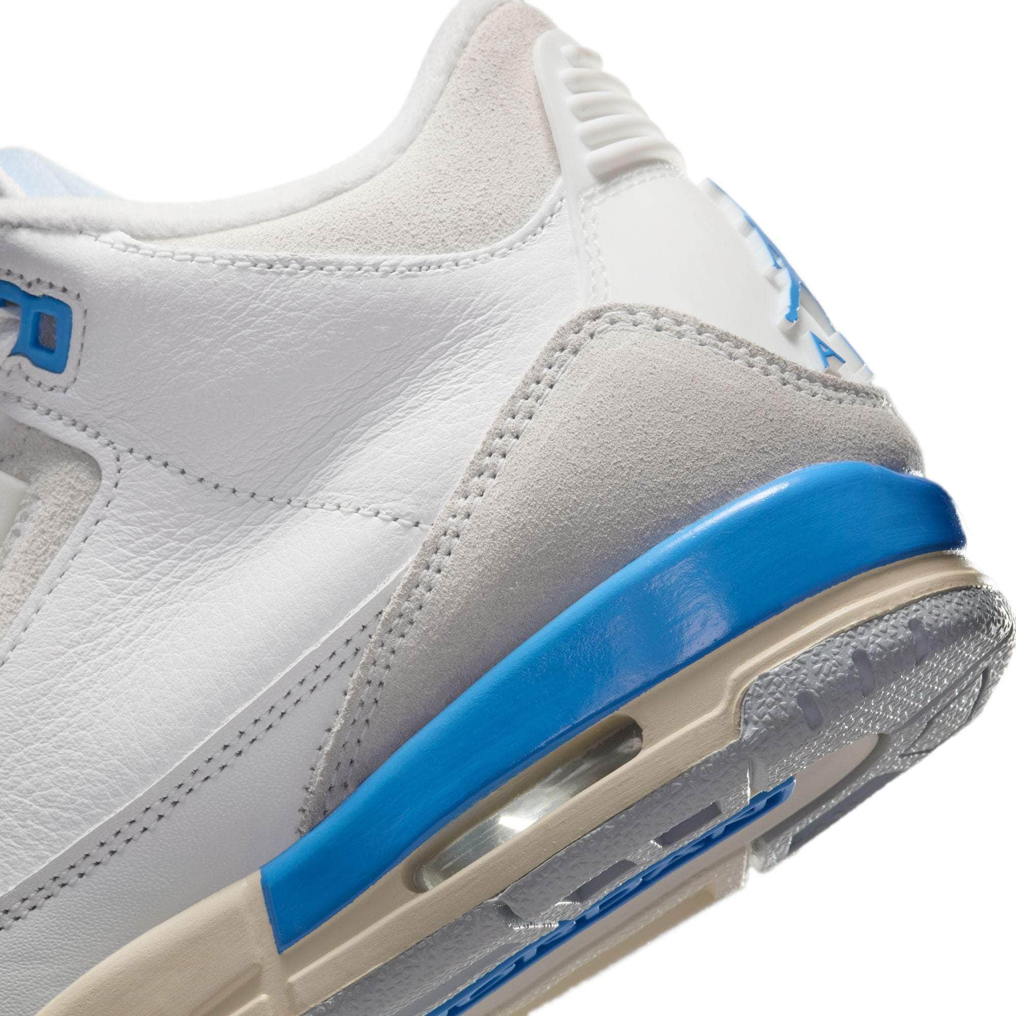 Air Jordan 3 Retro "Lucky Shorts"