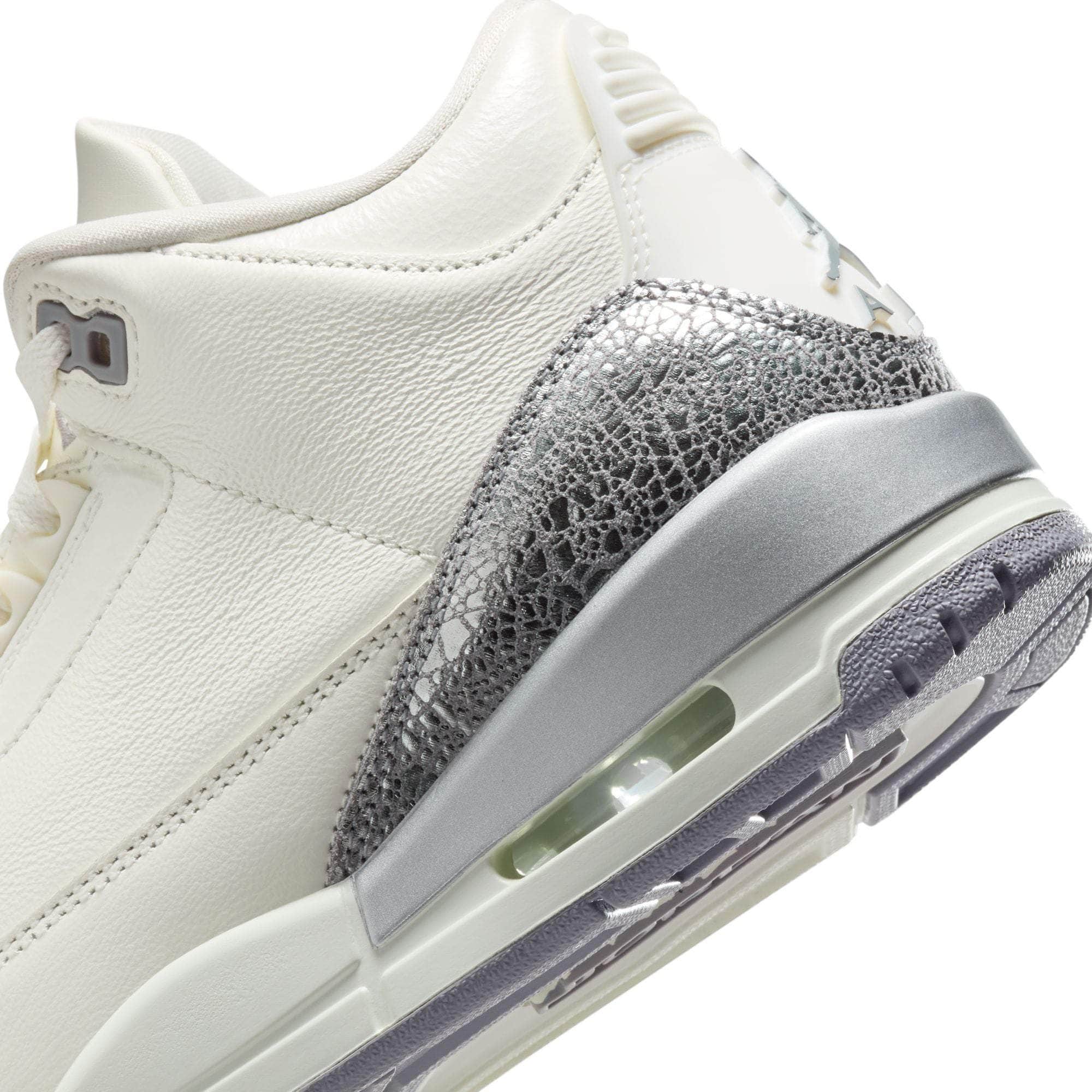 Air Jordan 3 Retro "Sail Cement Grey" - Women's
