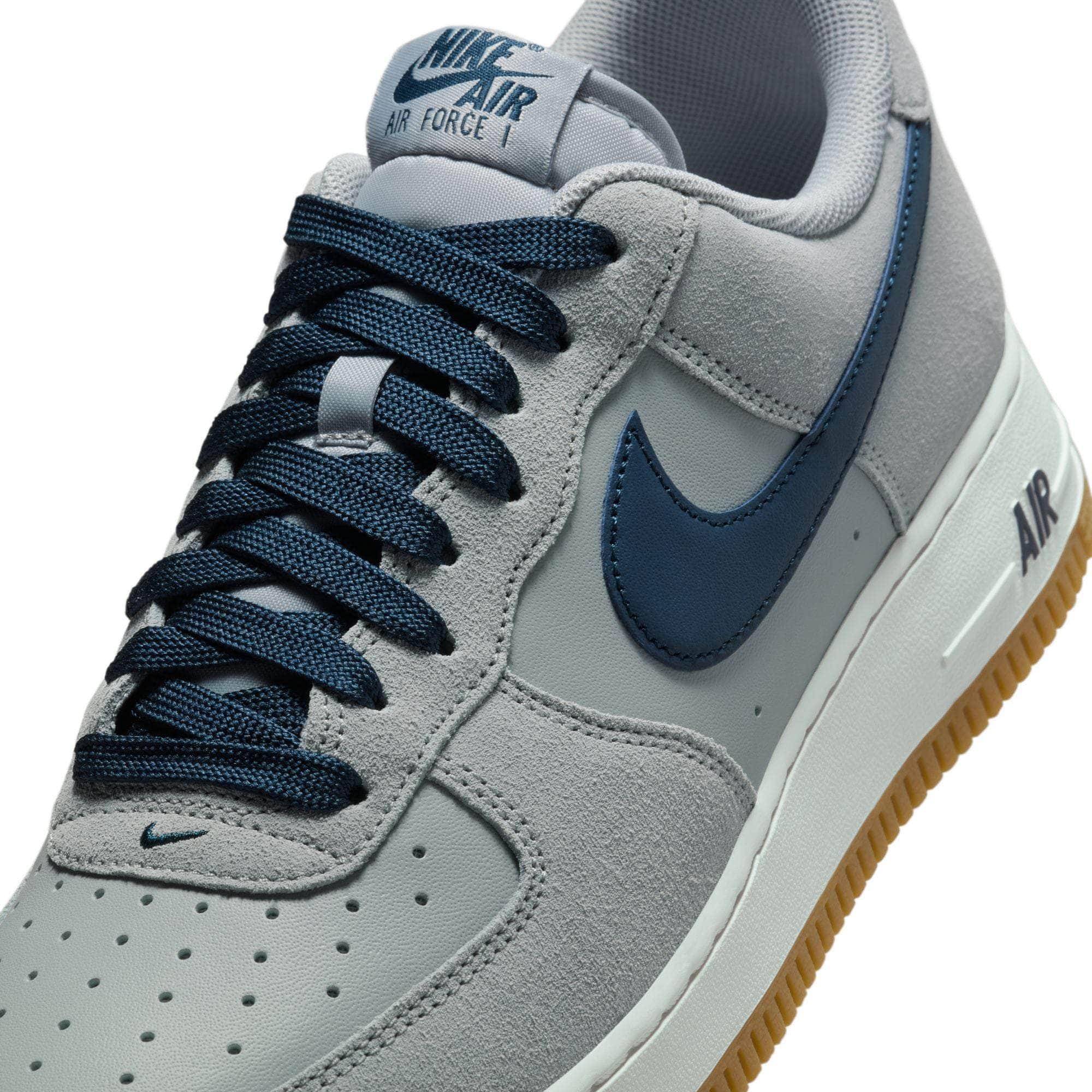 Nike Air Force 1 '07 LV8 - Men's