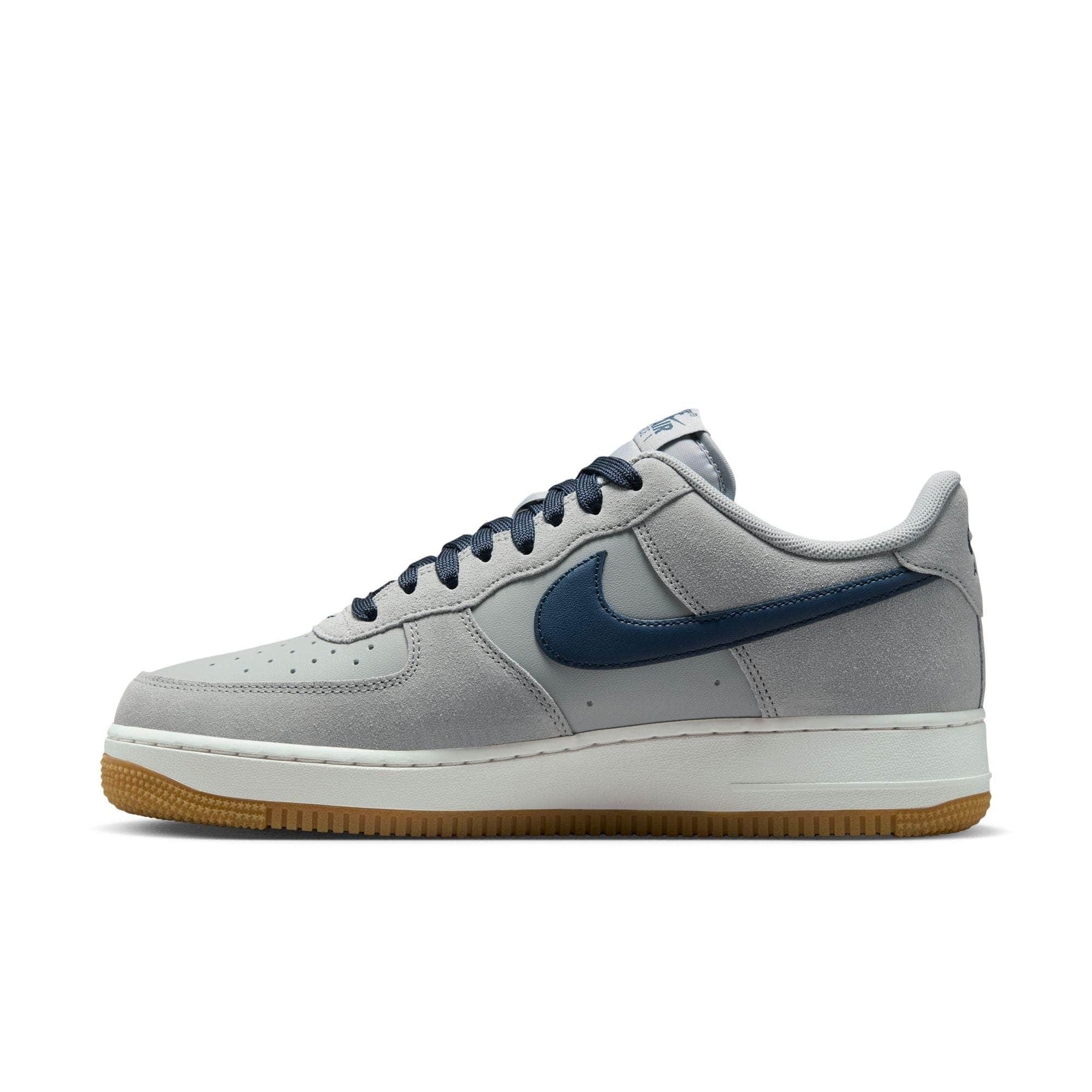 Nike Air Force 1 '07 LV8 - Men's