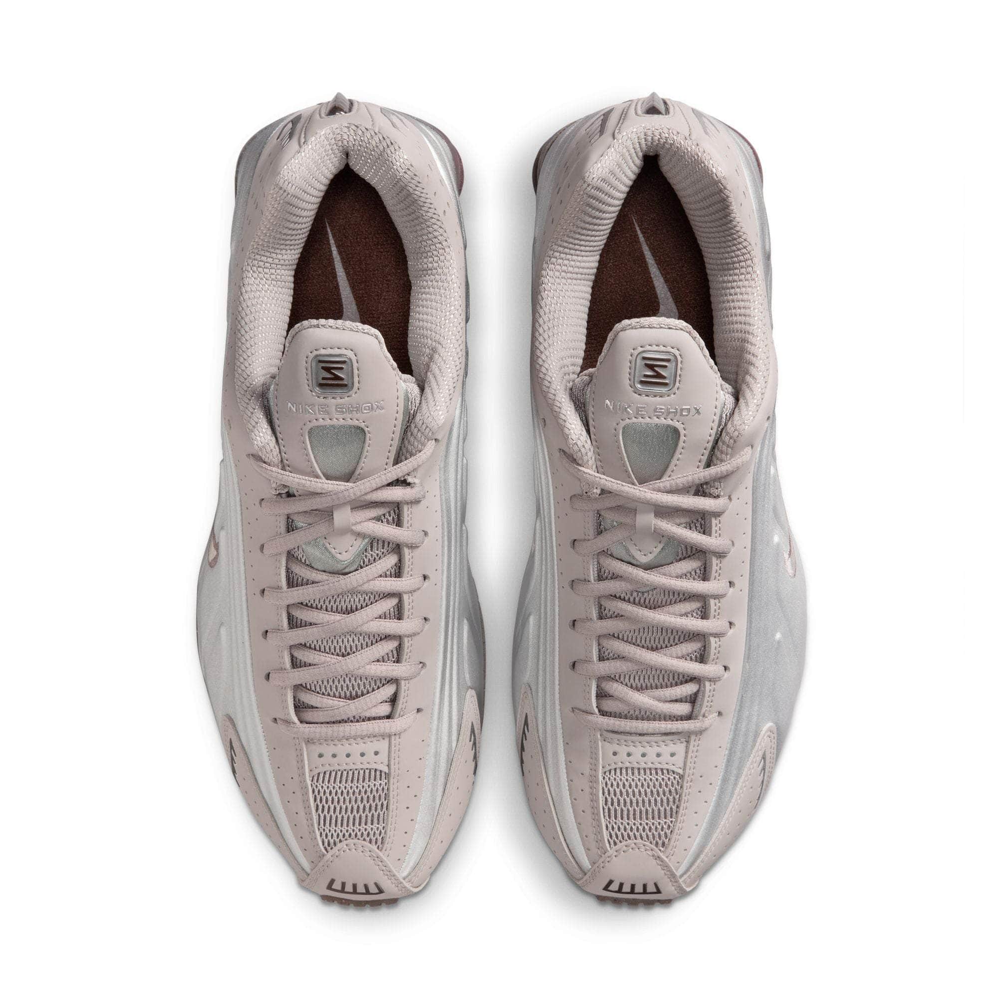 Nike Shox R4 - Men's