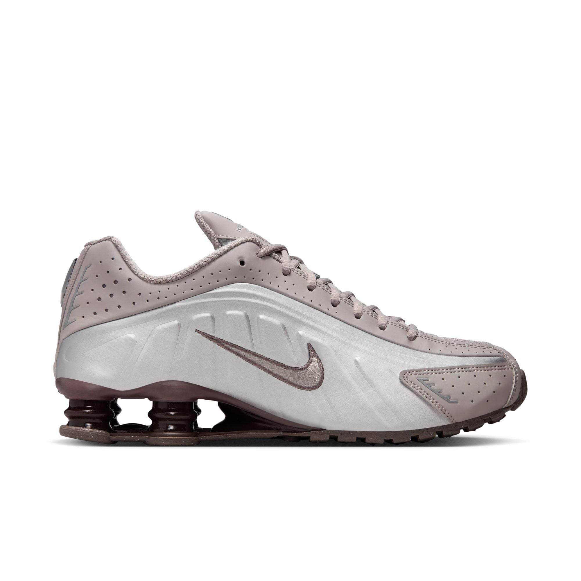 Nike Shox R4 - Men's