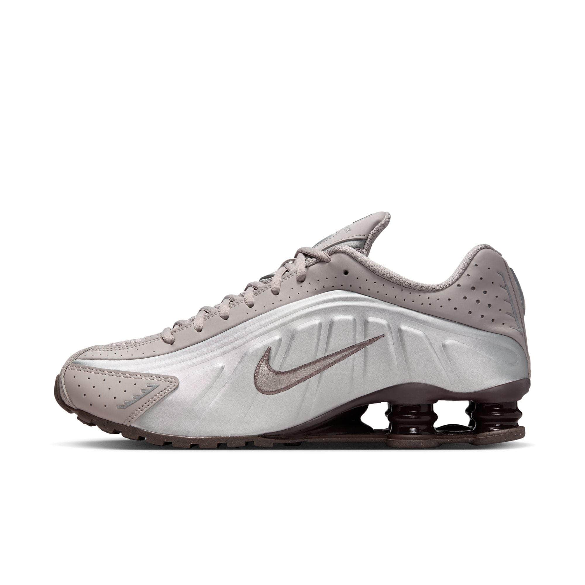 Nike Shox R4 - Men's