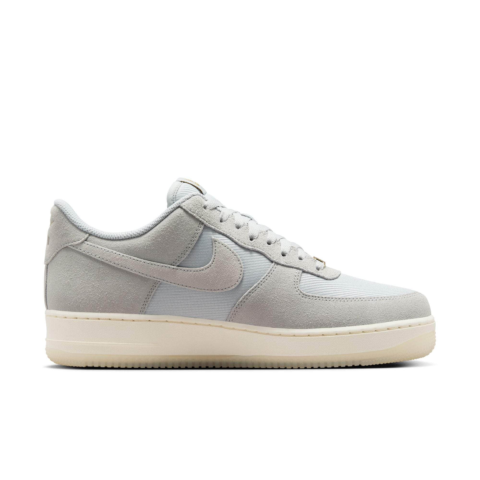 Nike Air Force 1 '07 LV8 - Men's
