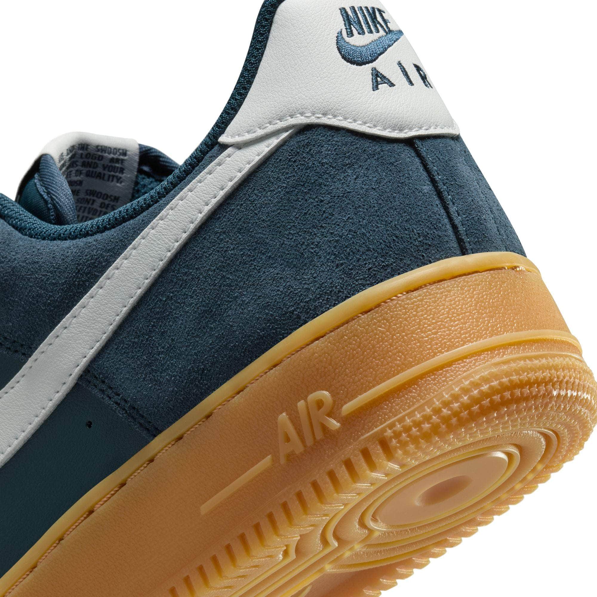 Nike Air Force 1 '07 LV8 - Men's