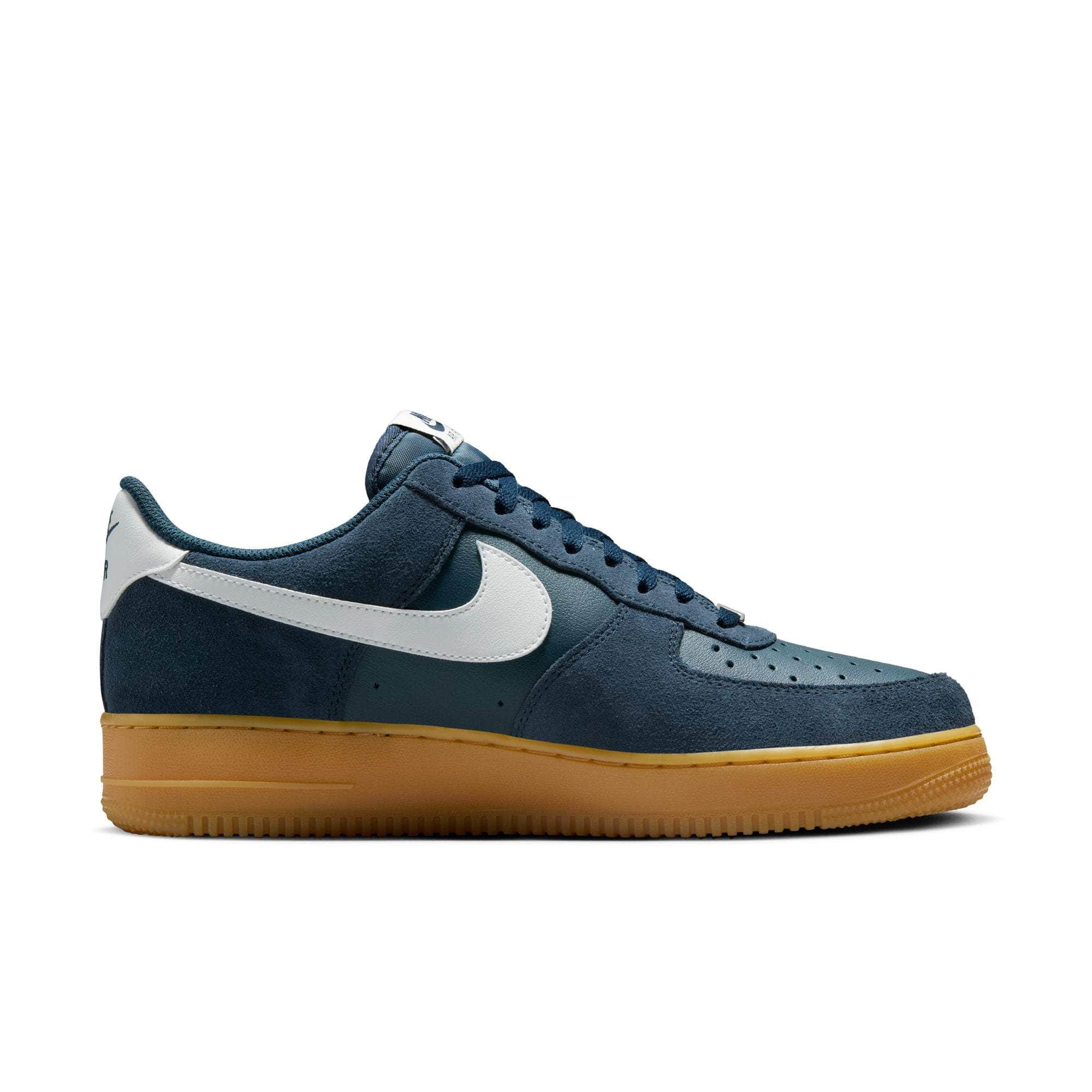 Nike Air Force 1 '07 LV8 - Men's