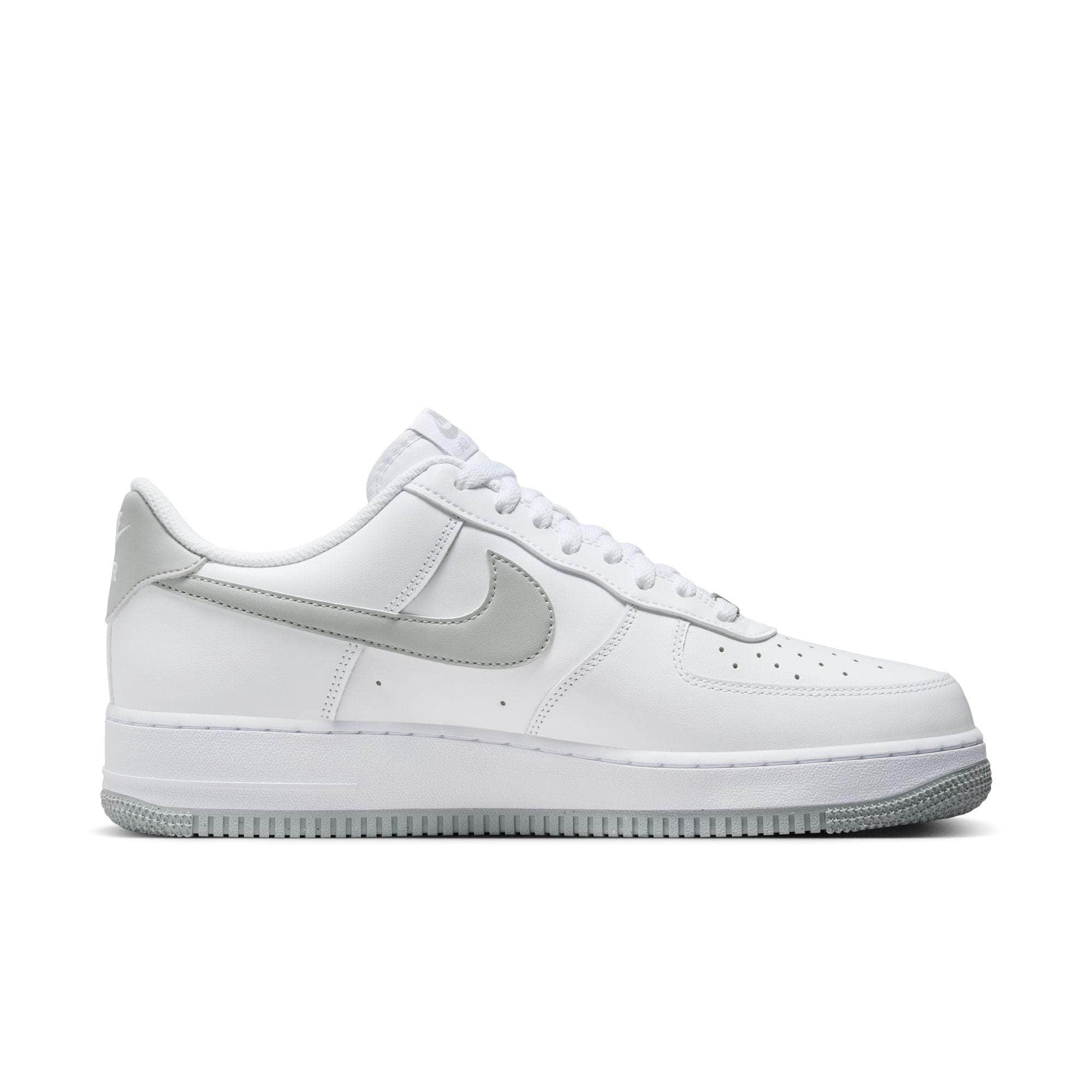 Nike Air Force 1 '07 - Men's