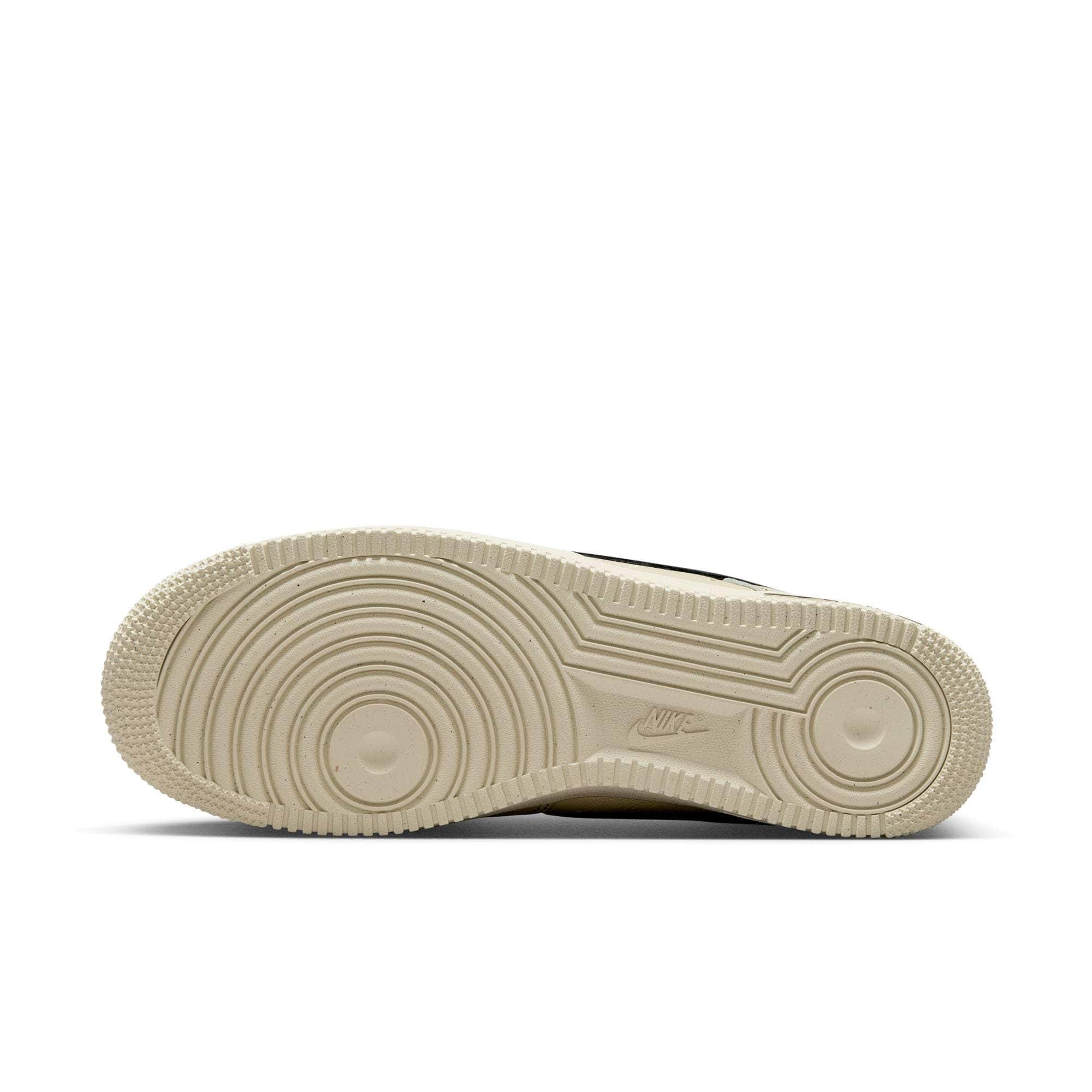 Nike Air Force 1 Low '07 LV8 - Men's