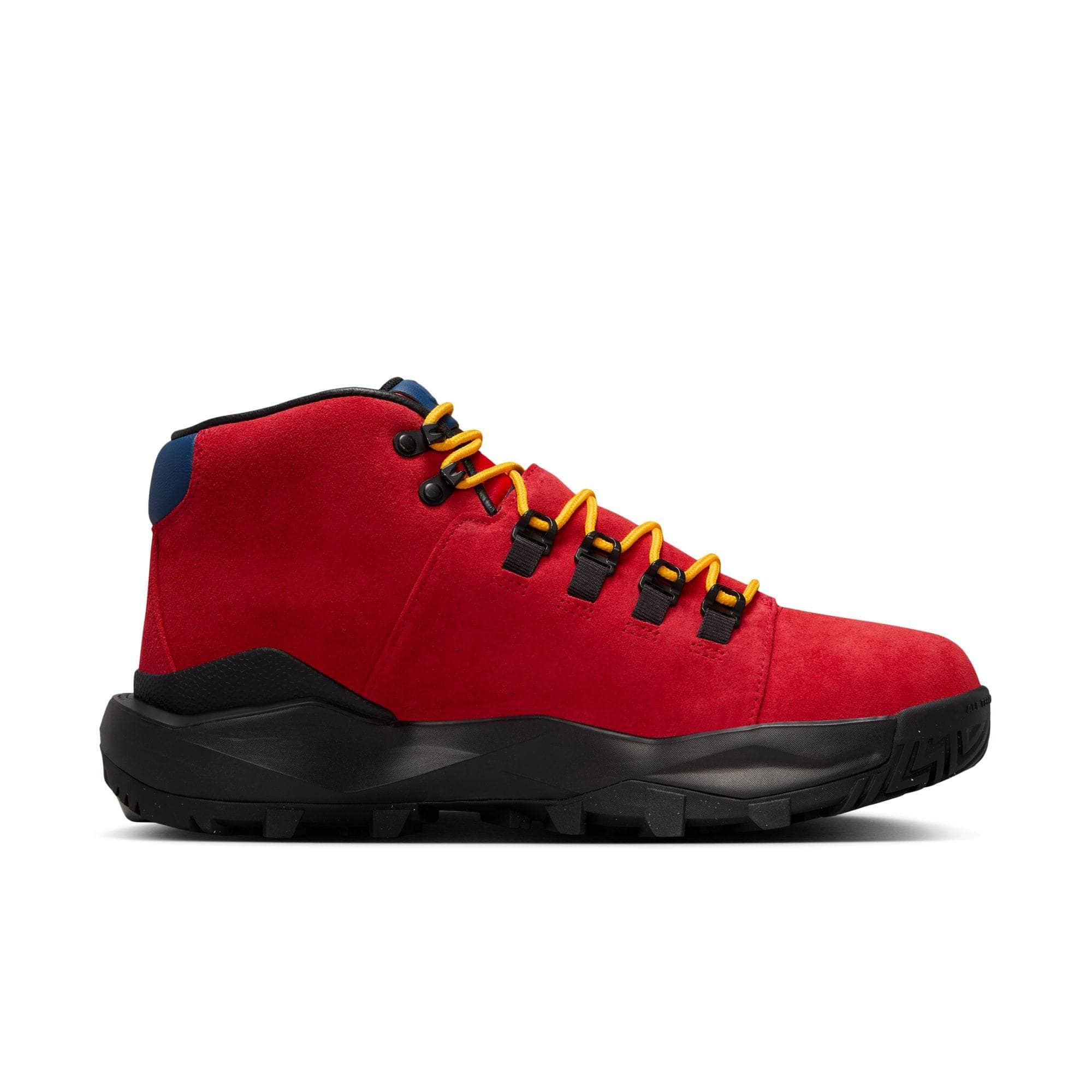 Nike Cygnal "University Red Black University Gold Navy" - Men's