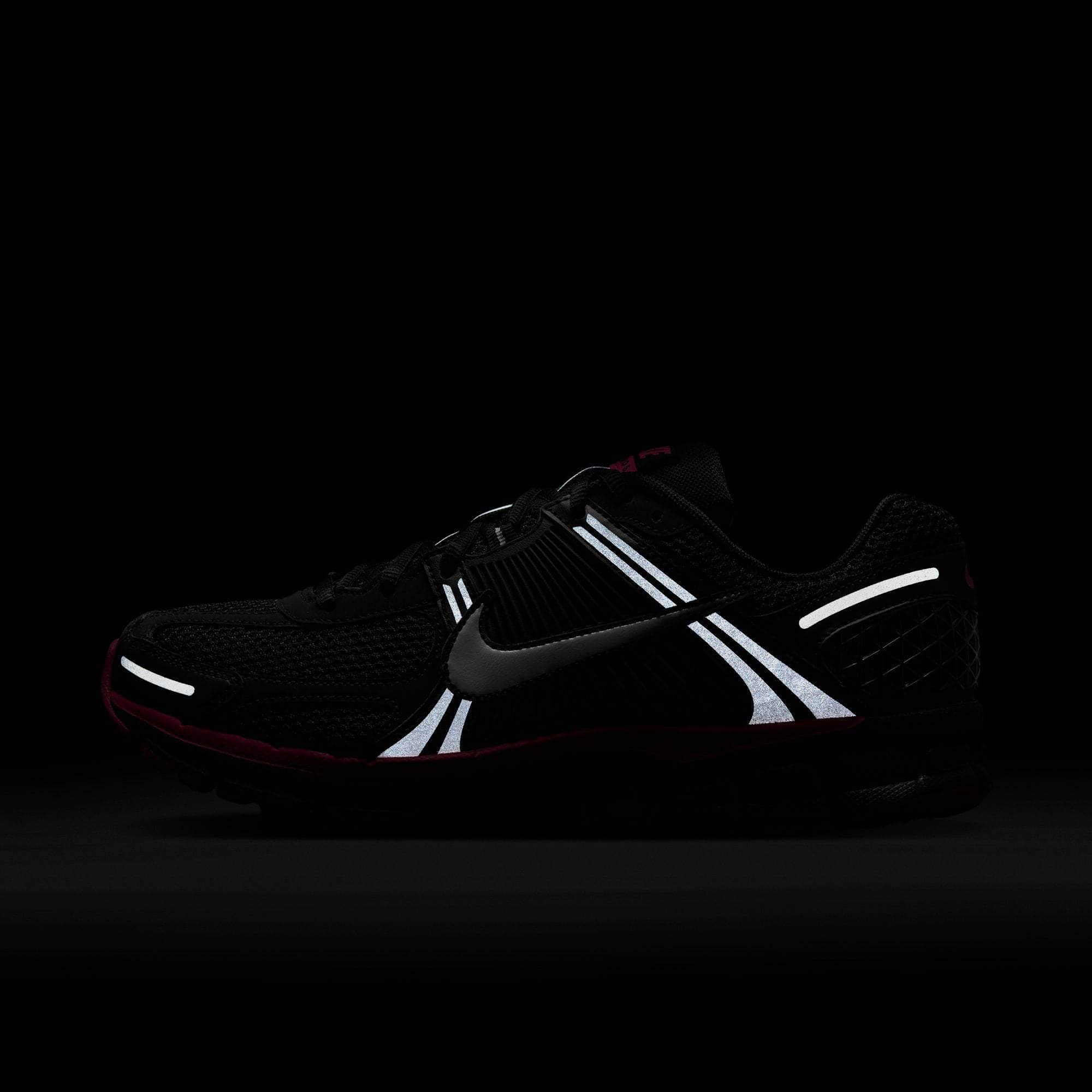 Nike Zoom Vomero 5 - Men's