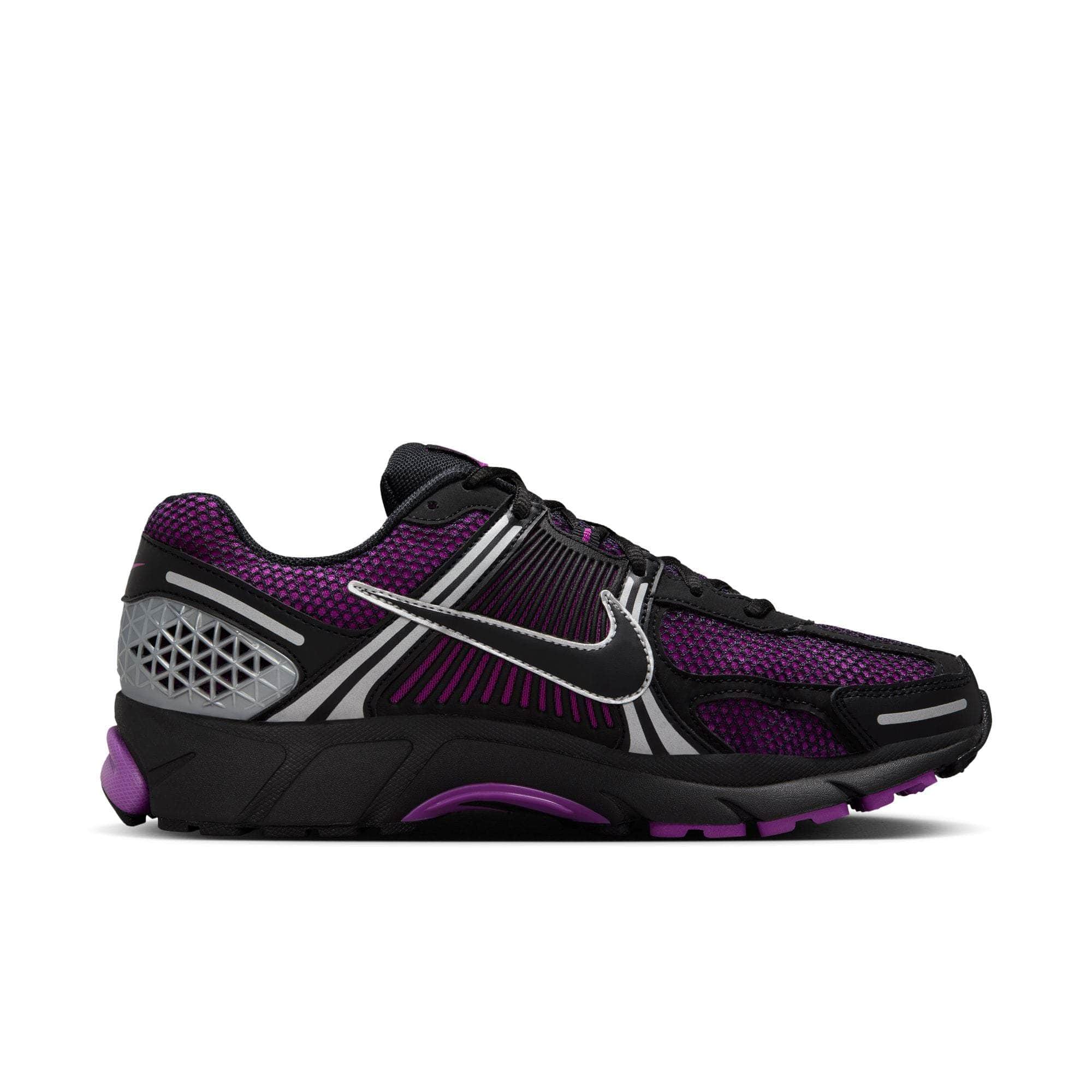Nike Zoom Vomero 5 - Men's