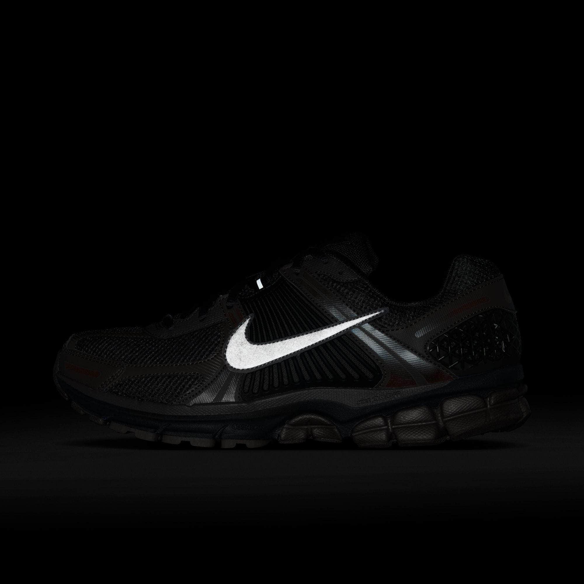 Nike Zoom Vomero 5 - Men's
