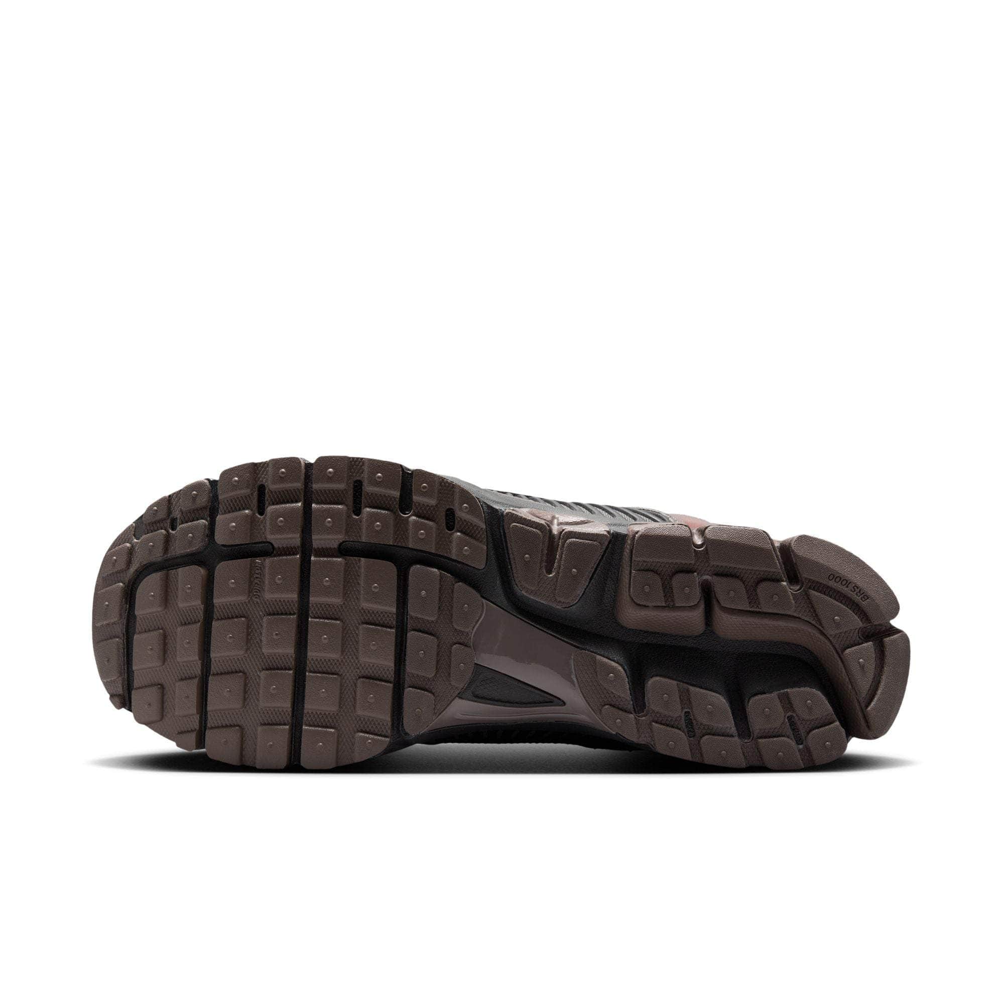 Nike Zoom Vomero 5 - Men's