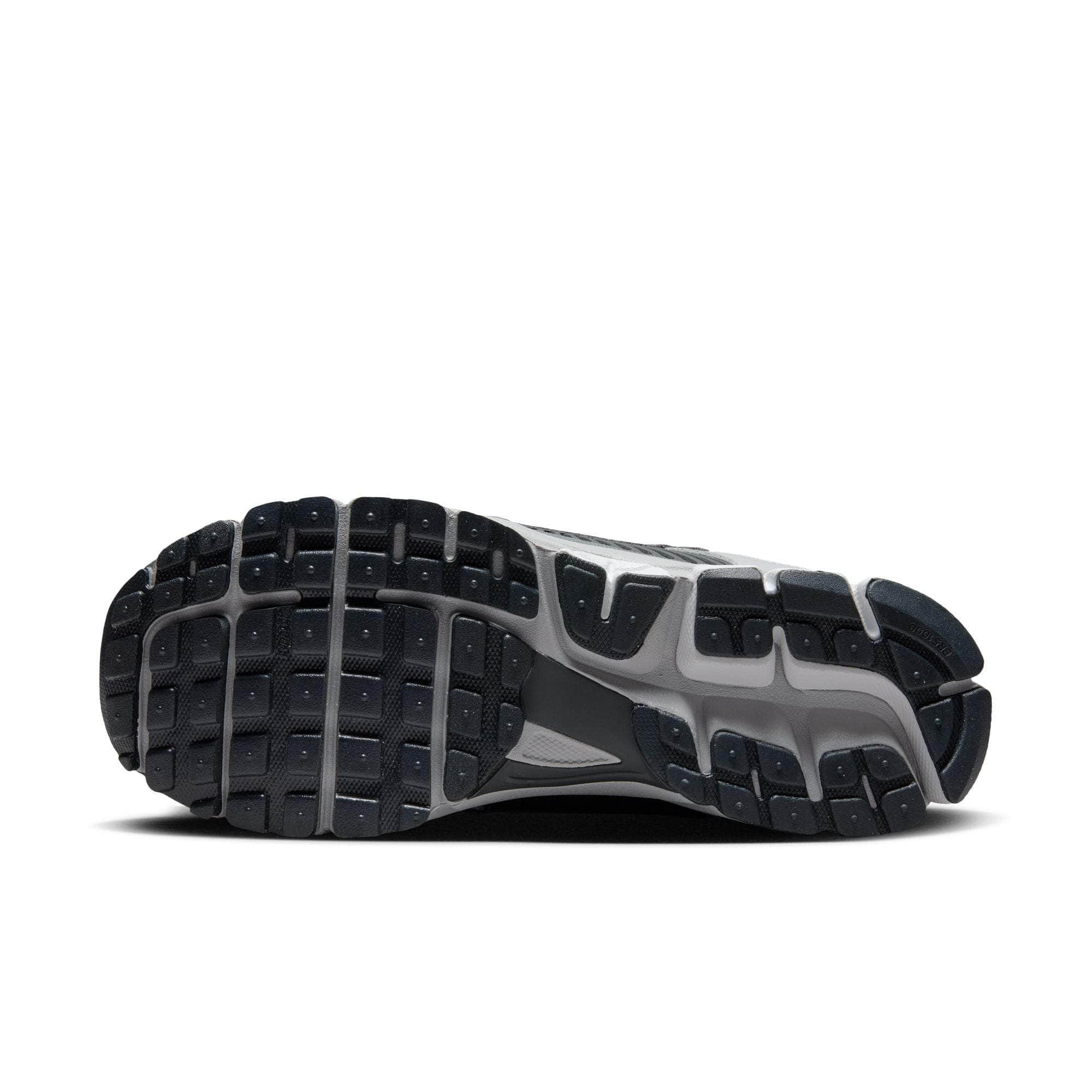 Nike Zoom Vomero 5 - Men's