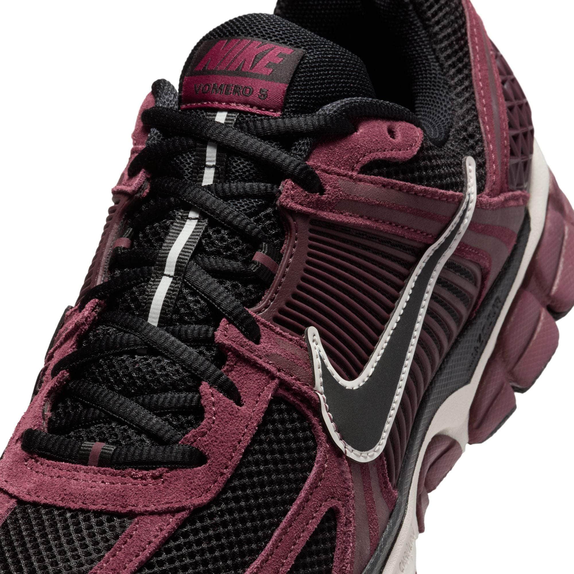 Nike Zoom Vomero 5 - Men's
