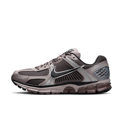 Nike Zoom Vomero 5 - Men's