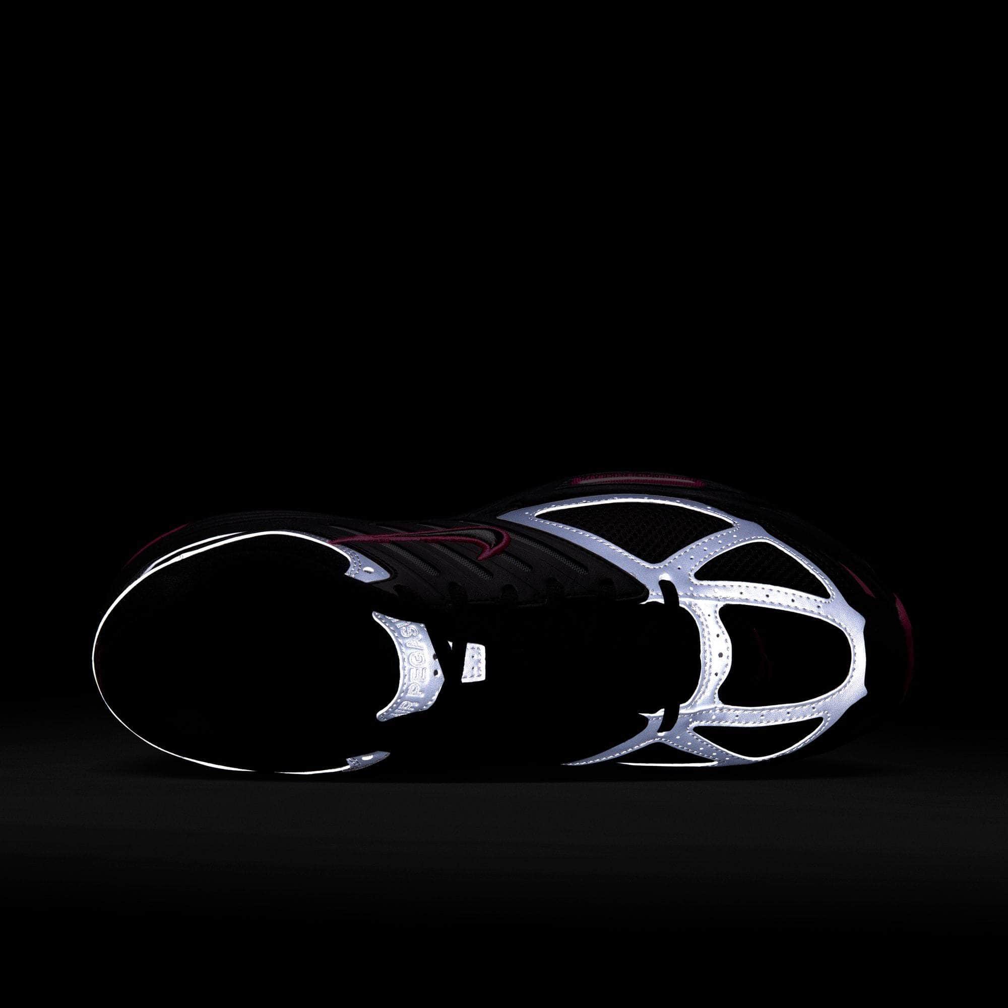 Nike Zoom Vomero 5 - Men's