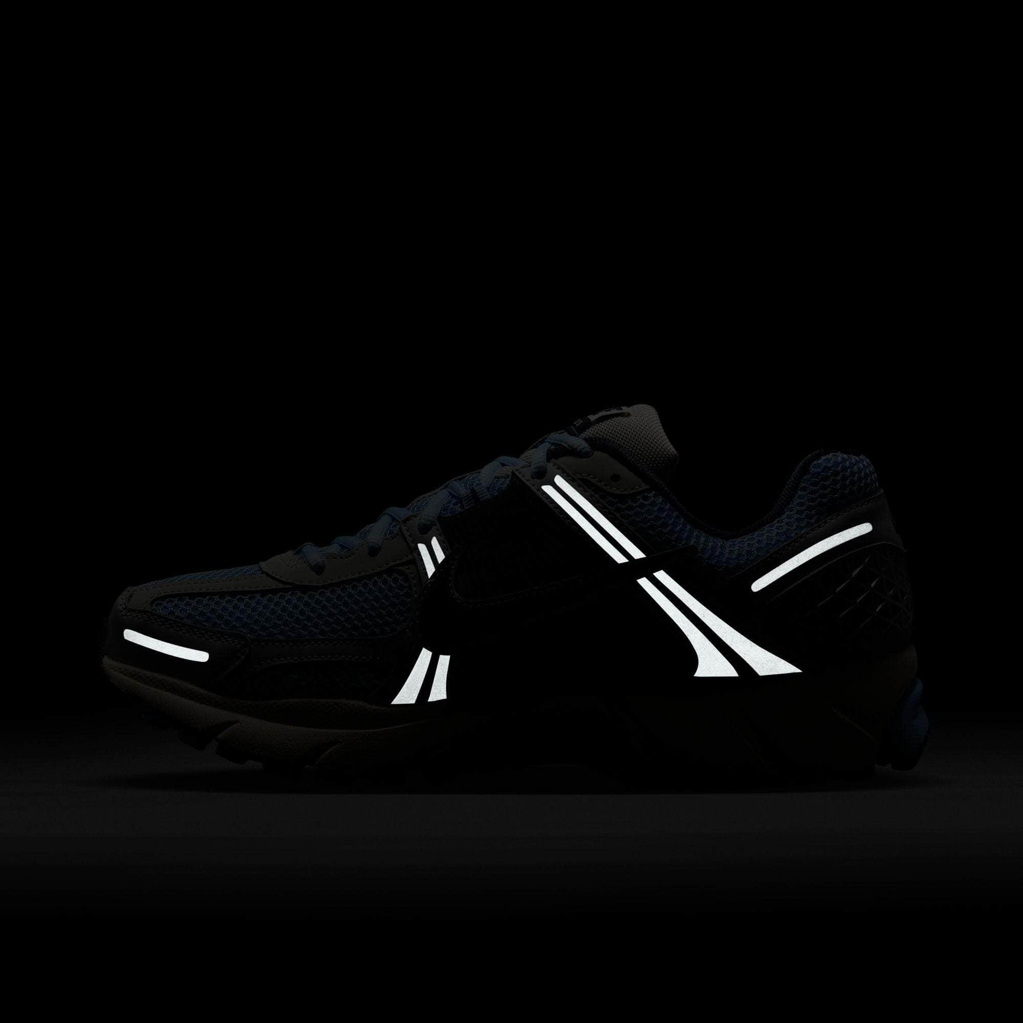 Nike Zoom Vomero 5 - Men's