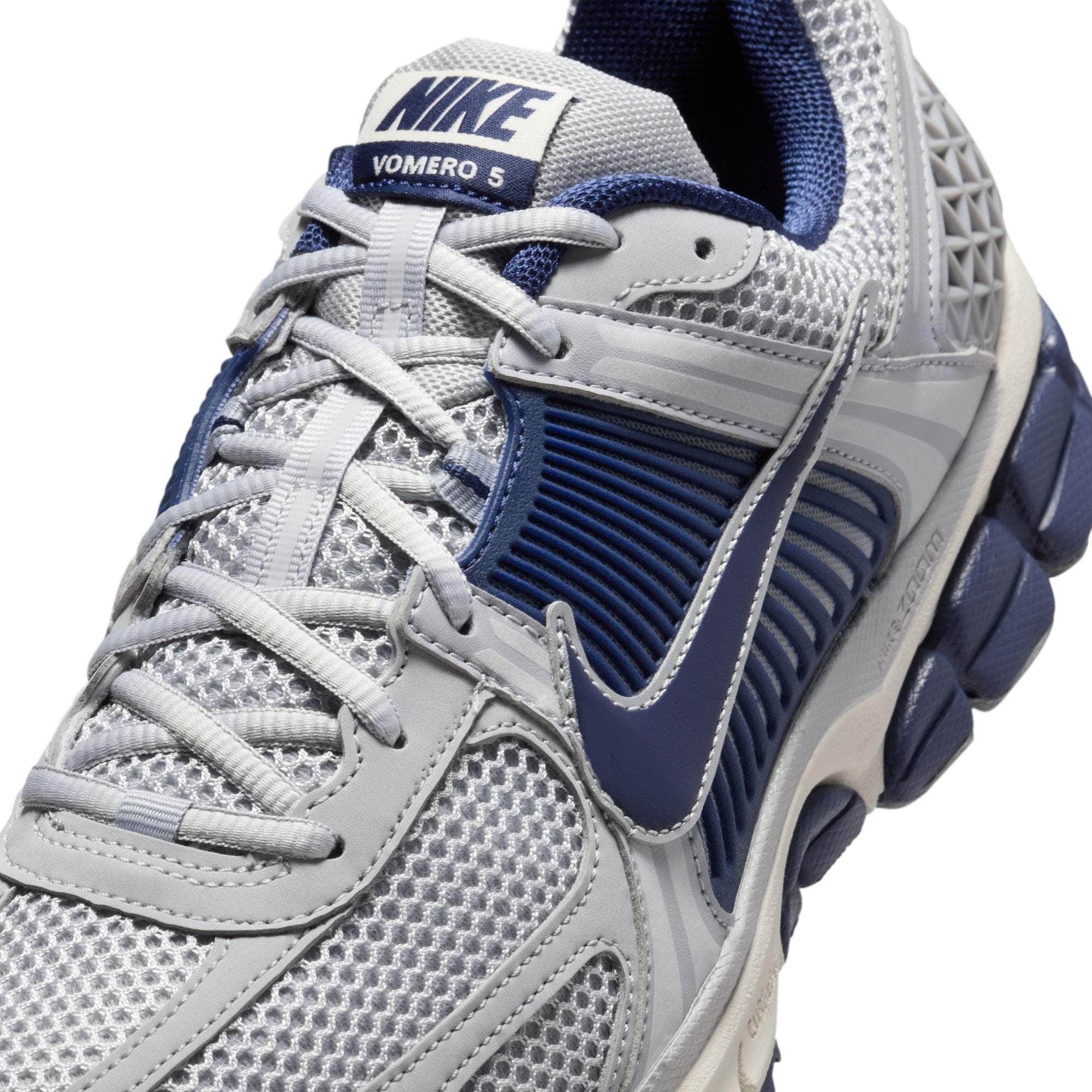 Nike Zoom Vomero 5 "Yankees" - Men's