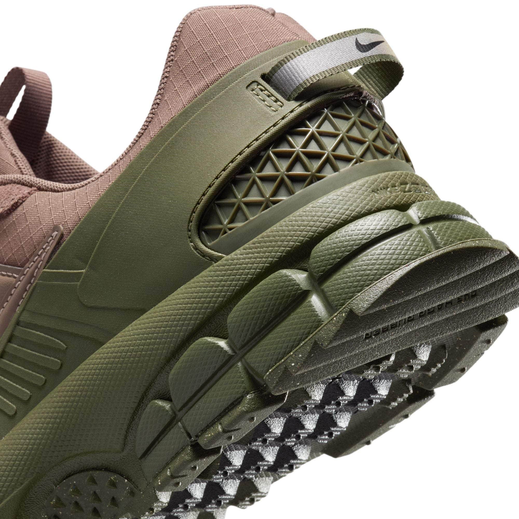 Nike Zoom Vomero Roam - Men's