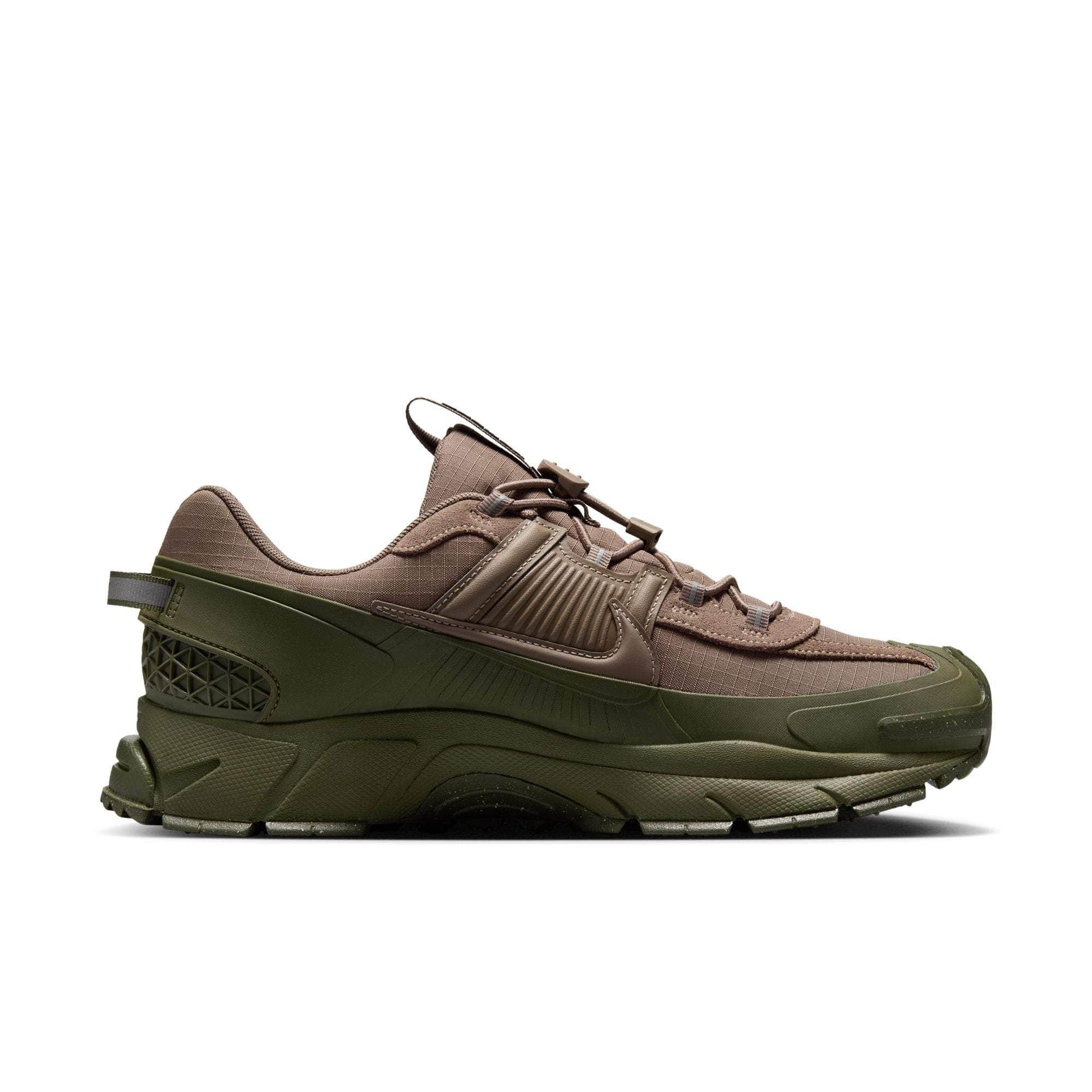 Nike Zoom Vomero Roam - Men's